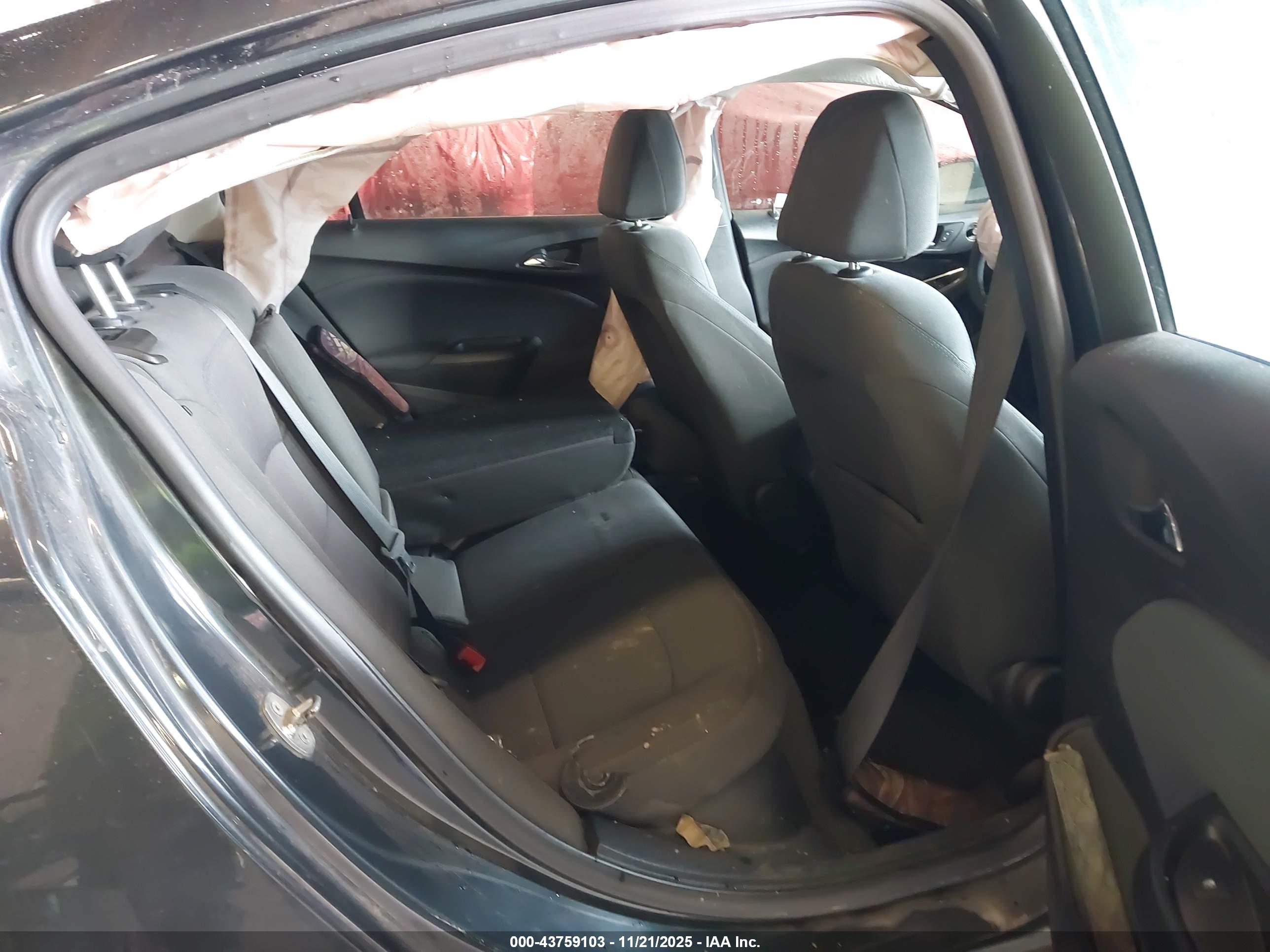 CHEVROLET CRUZE image 8