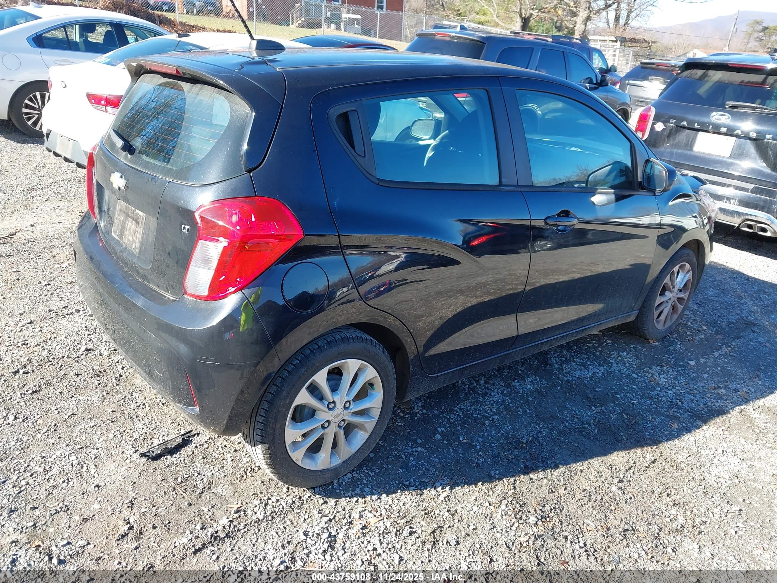 CHEVROLET SPARK image 4