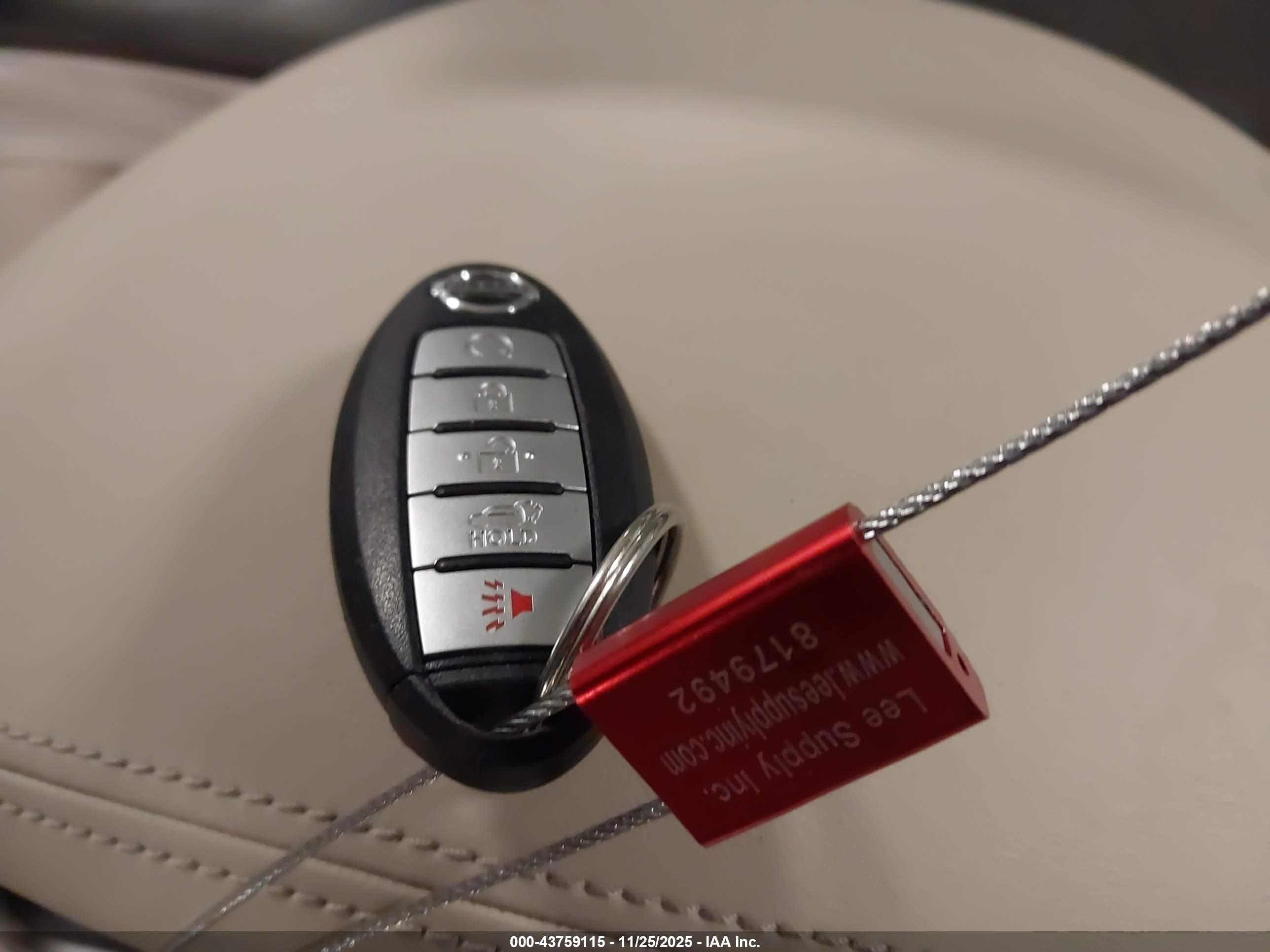NISSAN MURANO image 11
