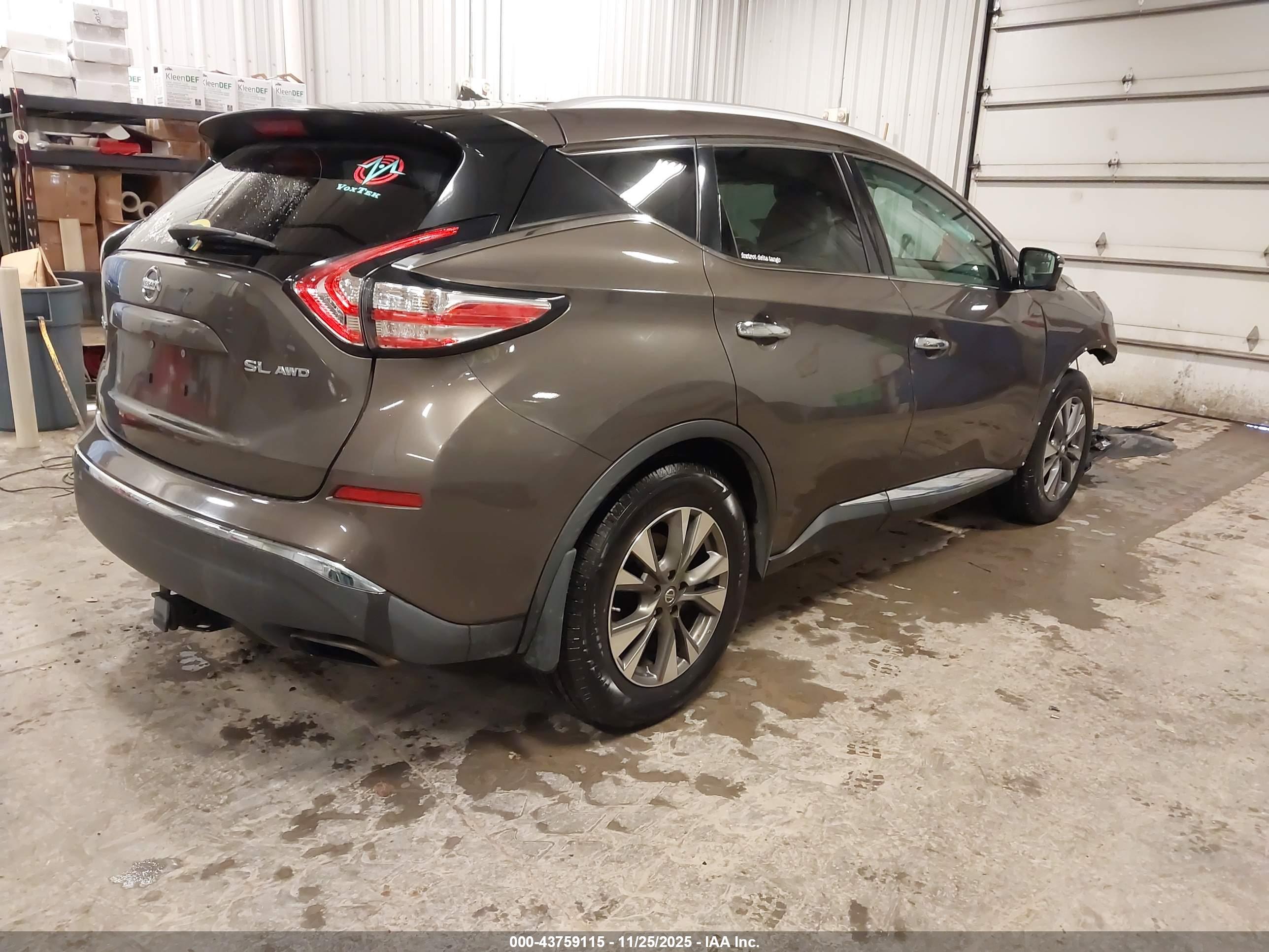 NISSAN MURANO image 4