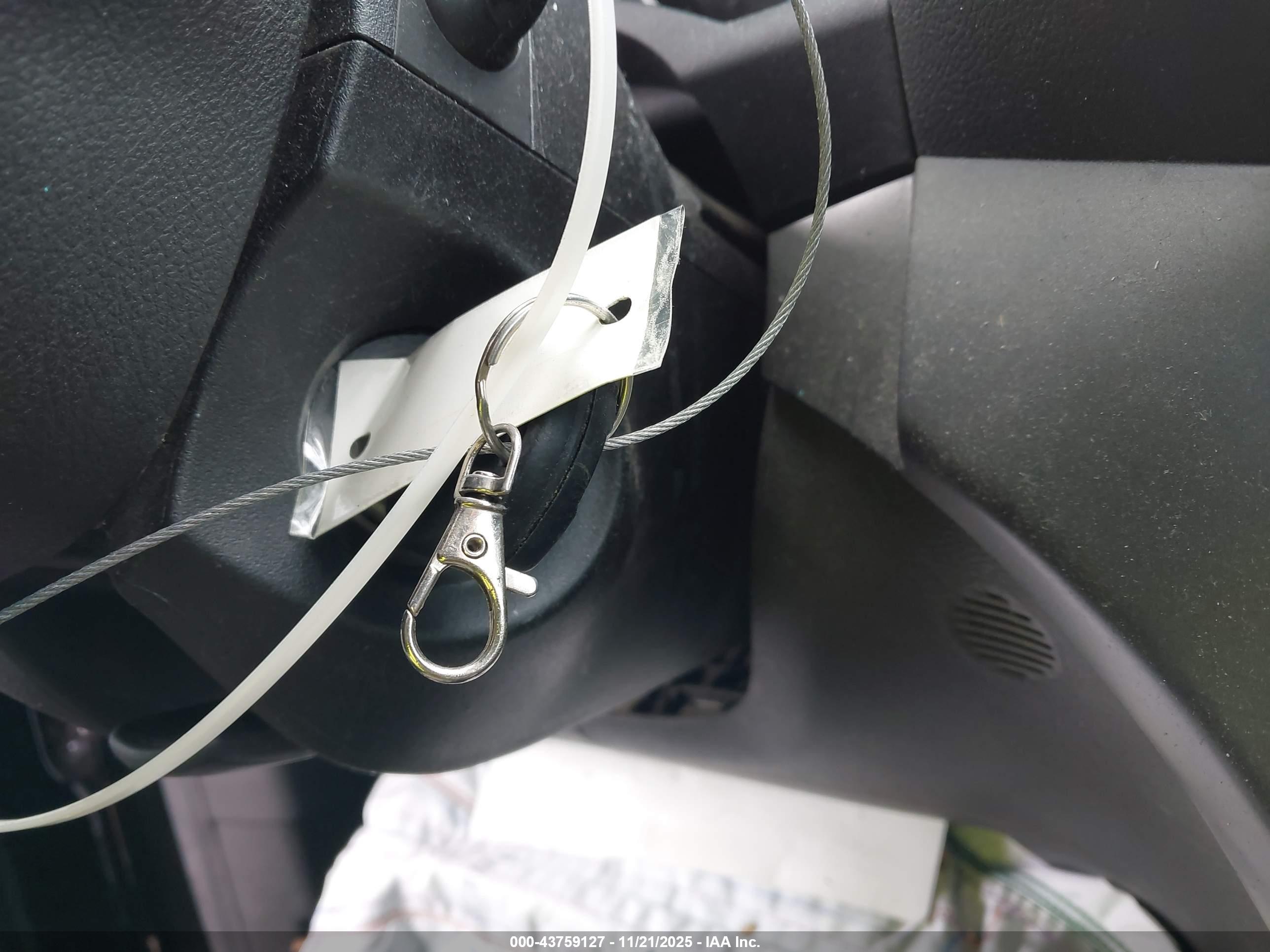 FORD ESCAPE image 11