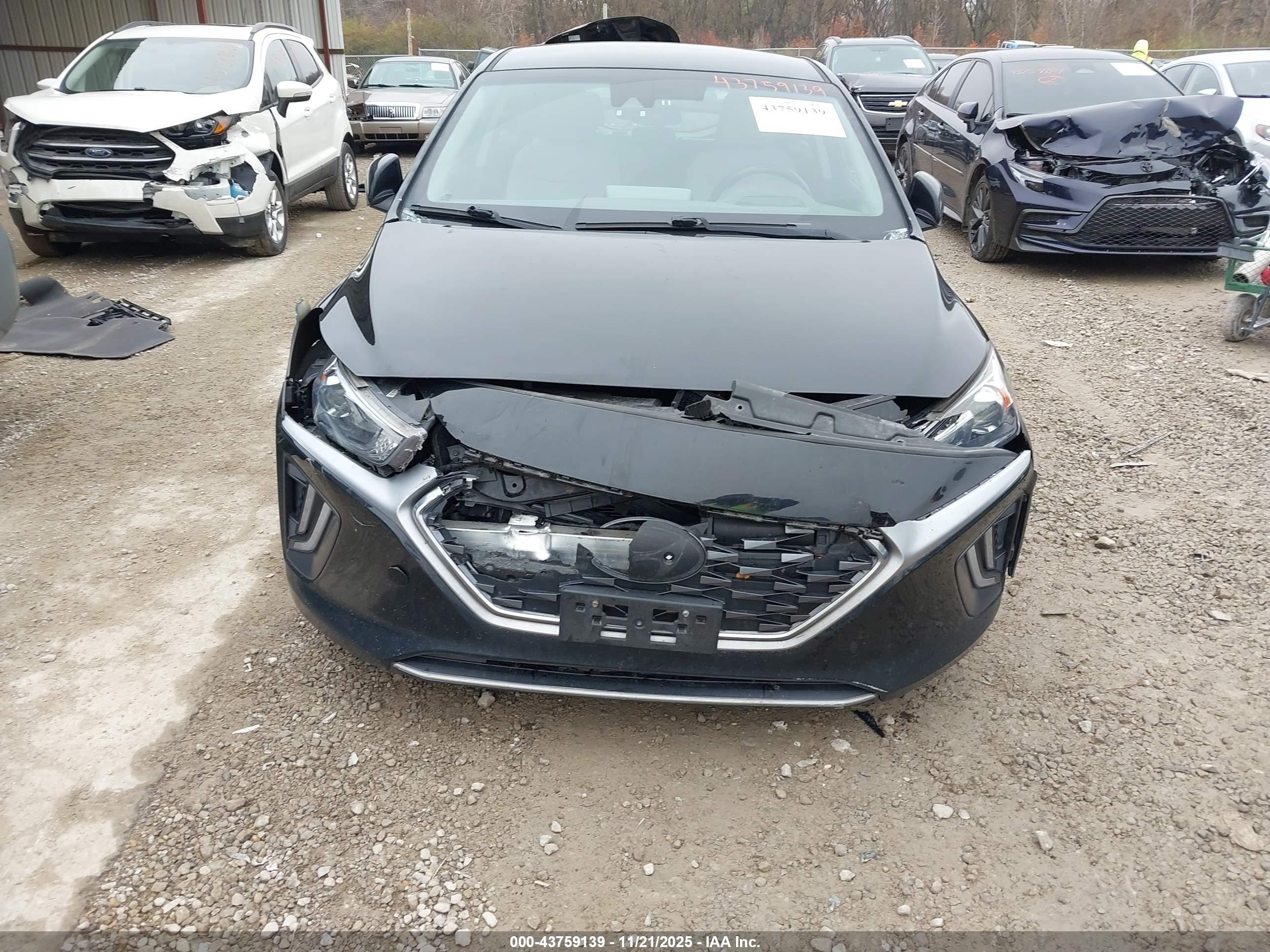 HYUNDAI IONIQ image 6