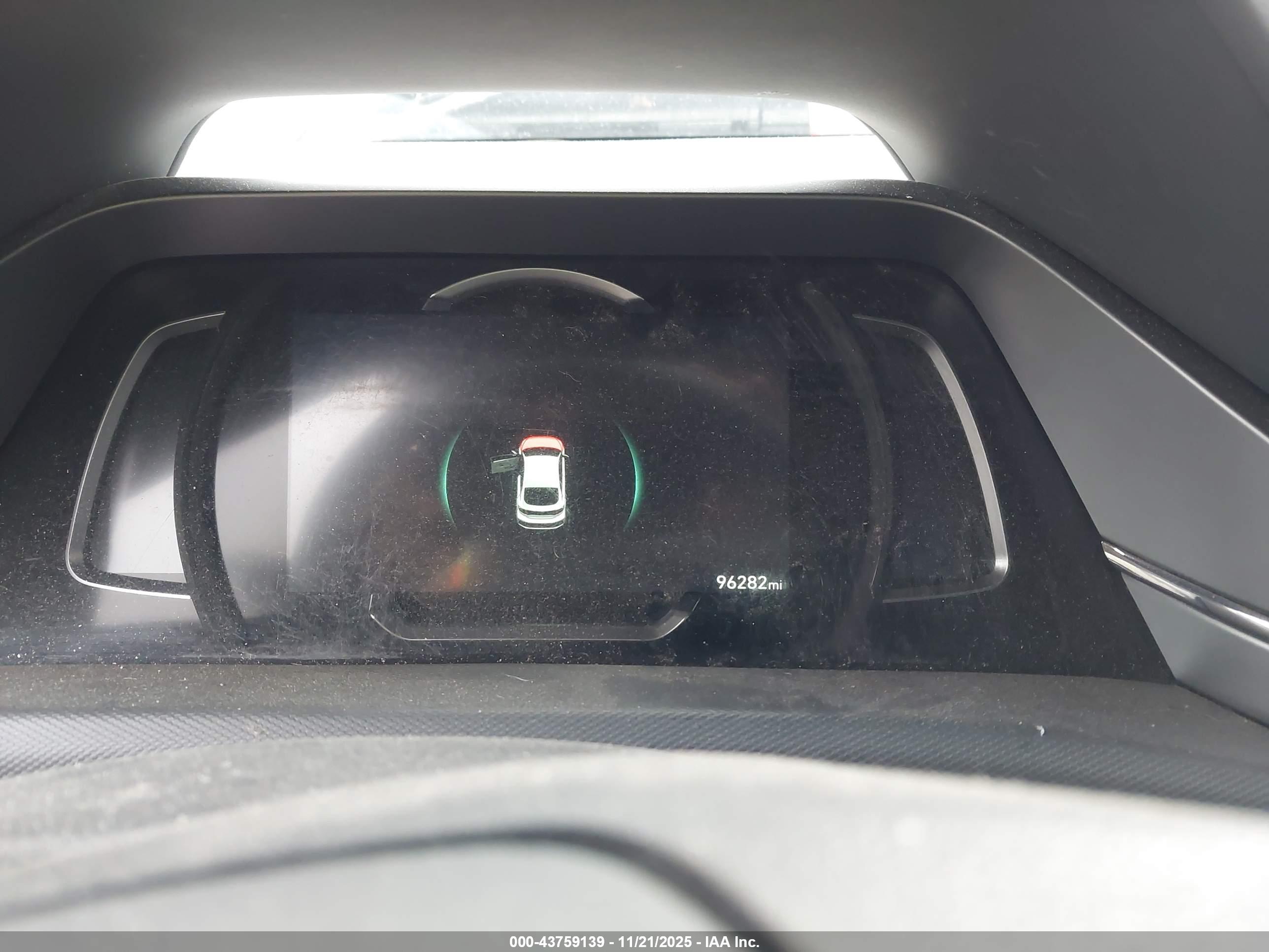 HYUNDAI IONIQ image 7