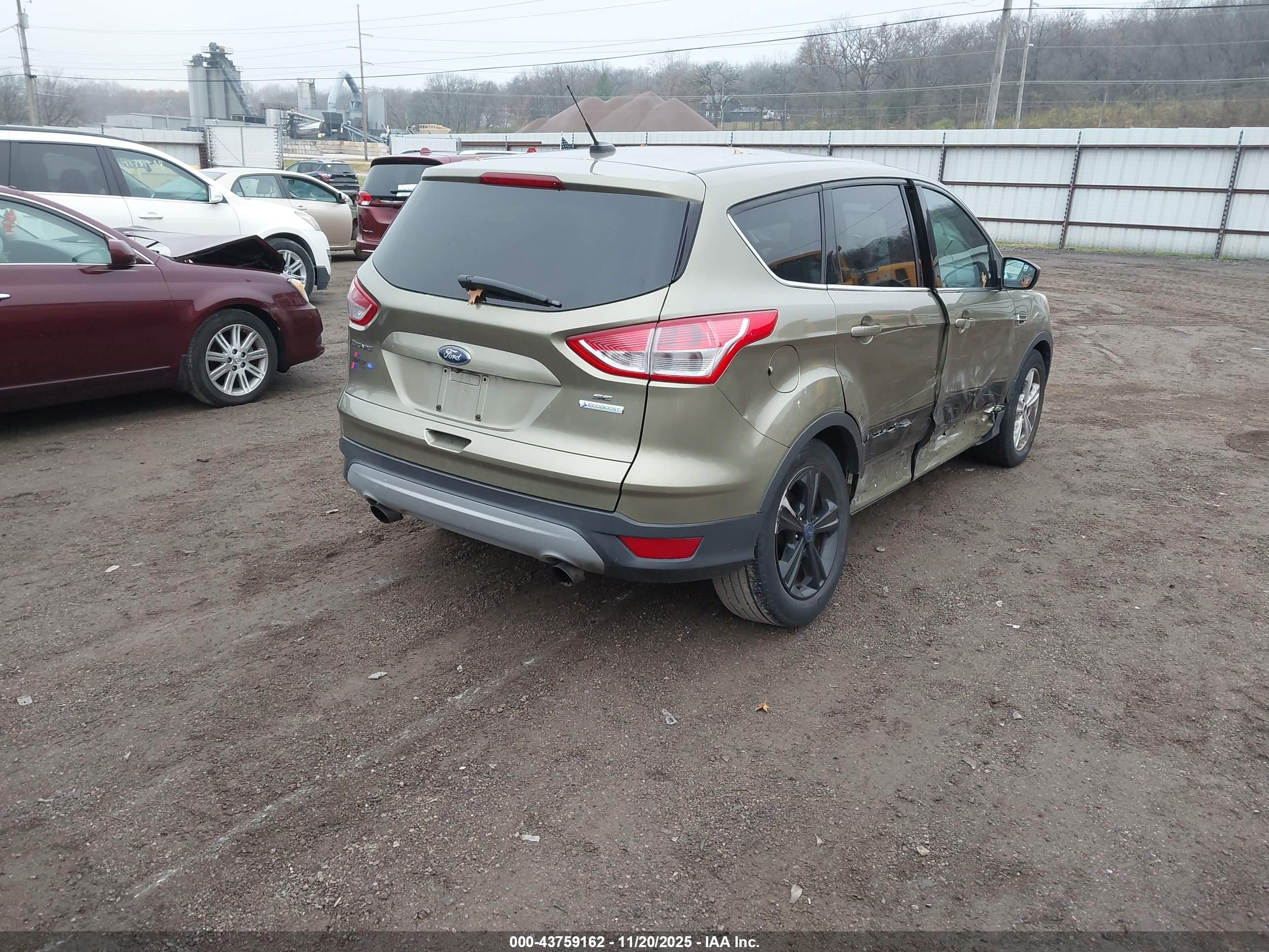 FORD ESCAPE image 4