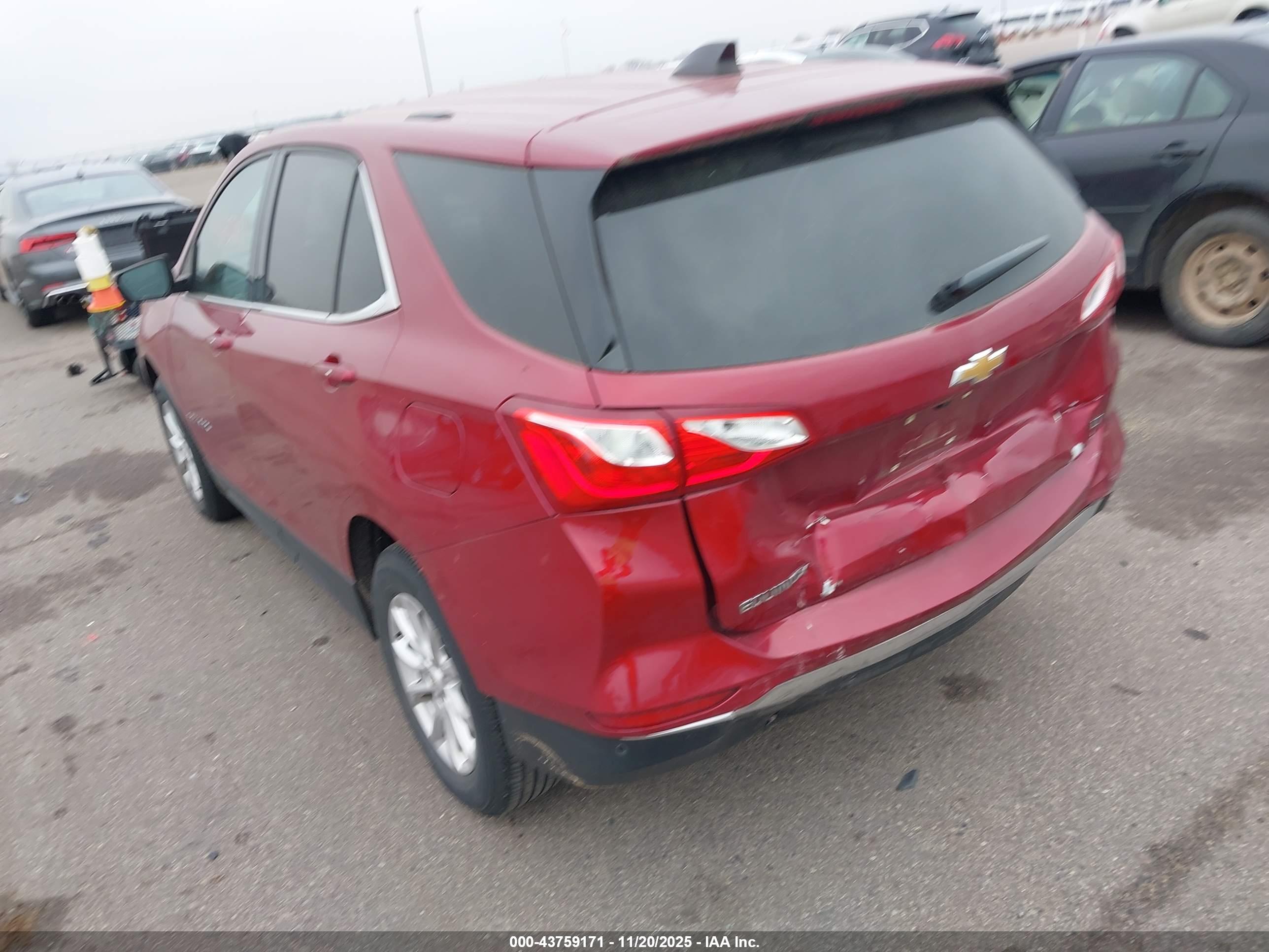 CHEVROLET EQUINOX image 3