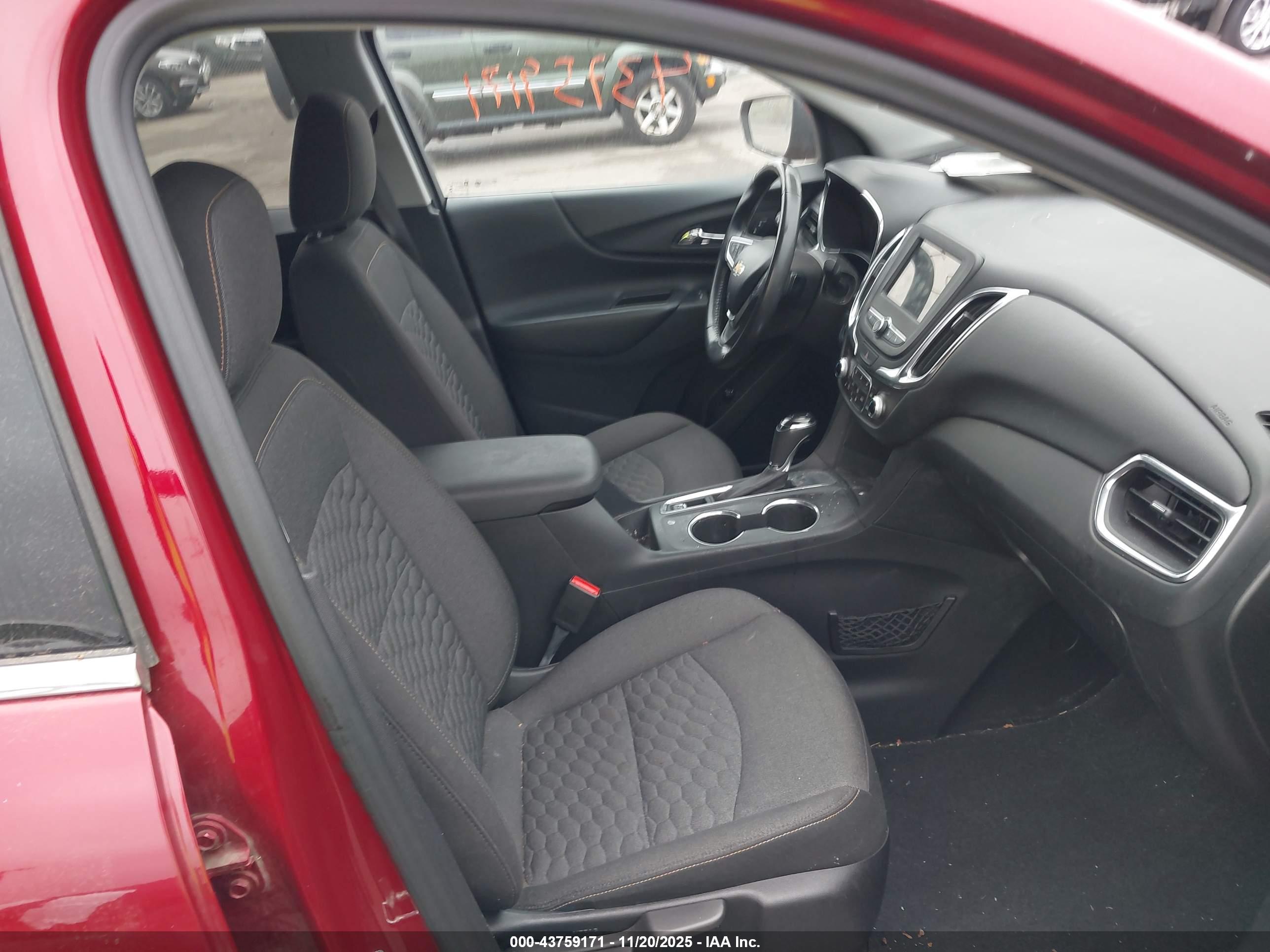 CHEVROLET EQUINOX image 5