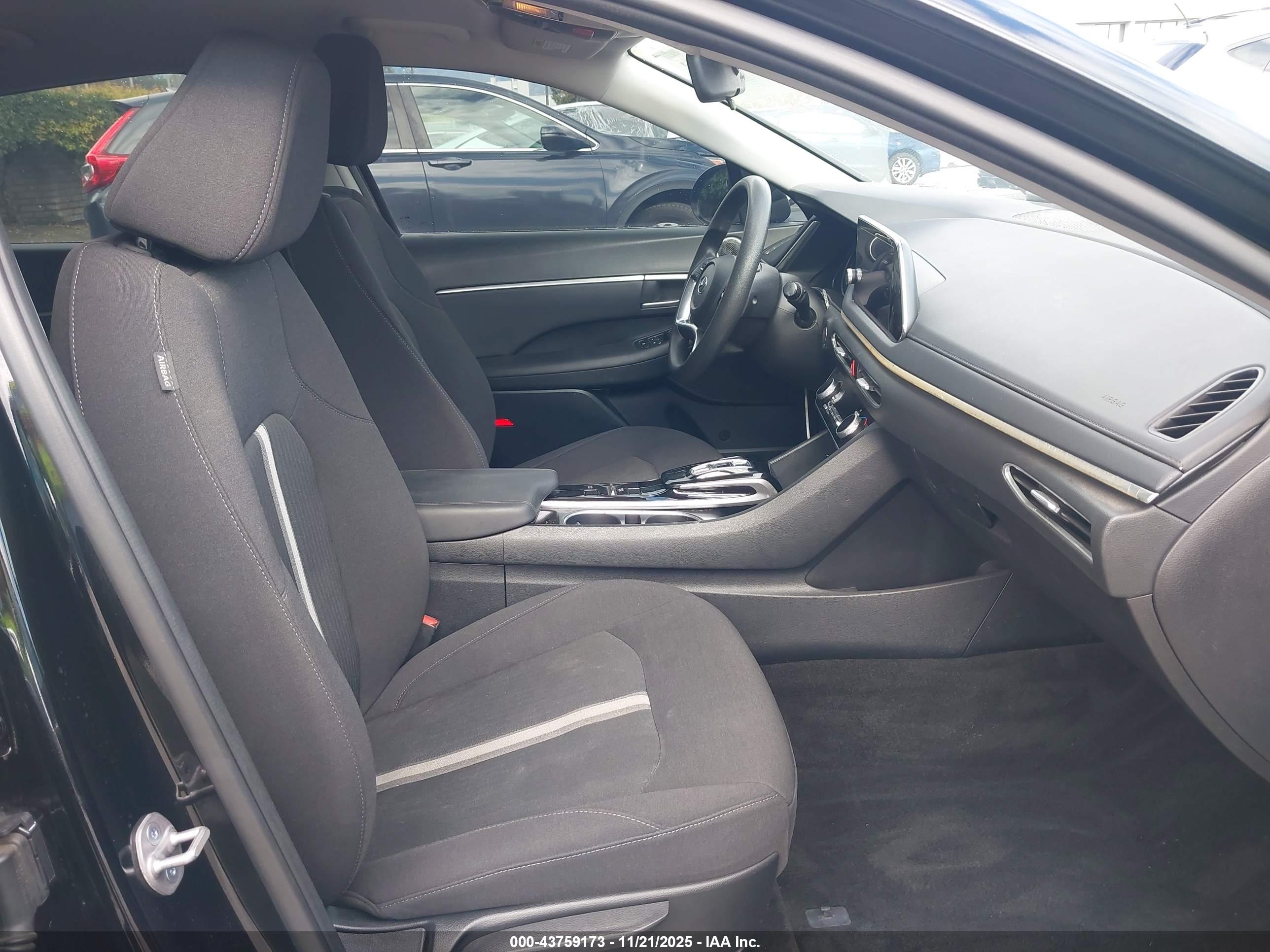 HYUNDAI SONATA image 5