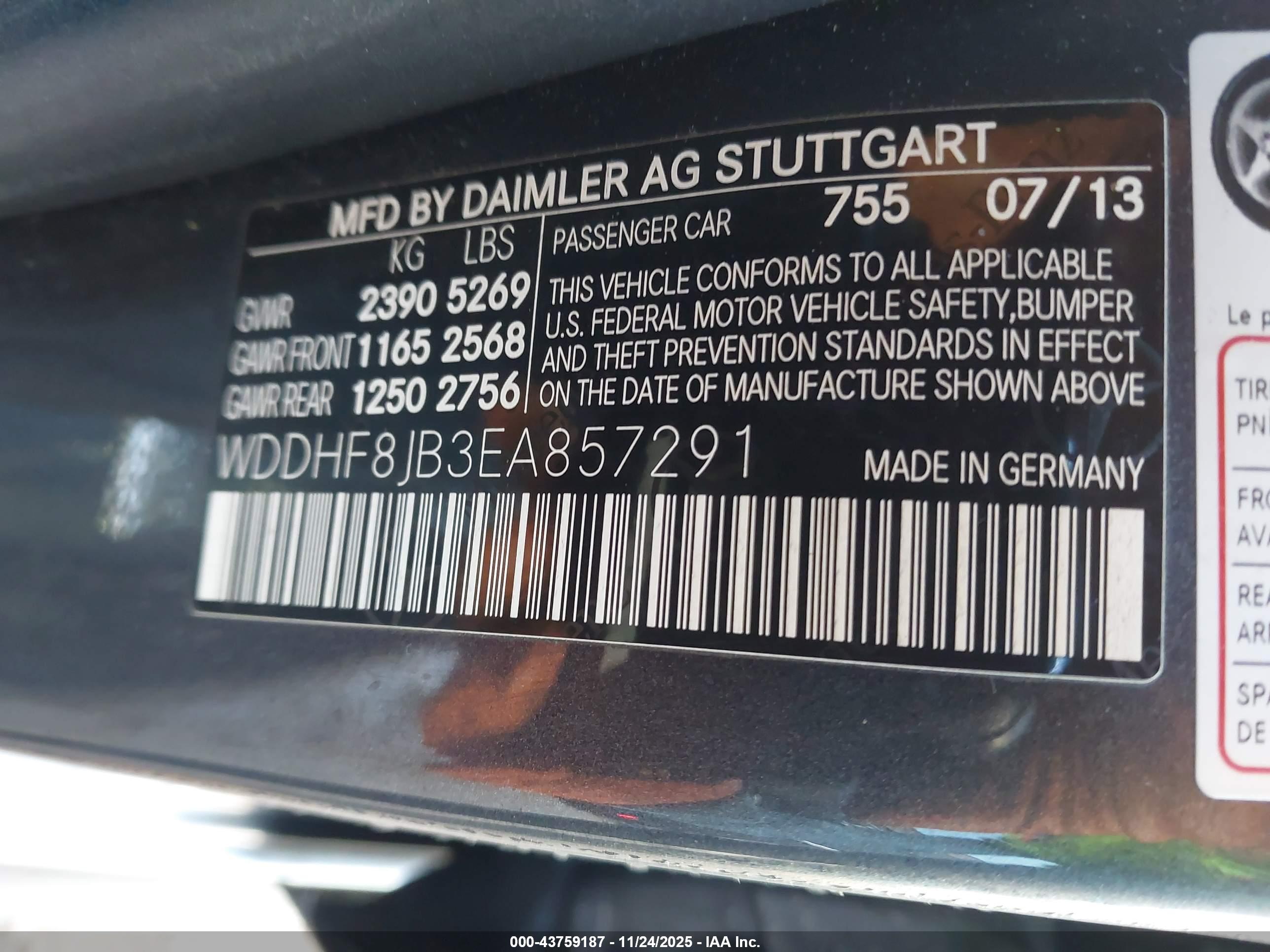 MERCEDES-BENZ E image 9