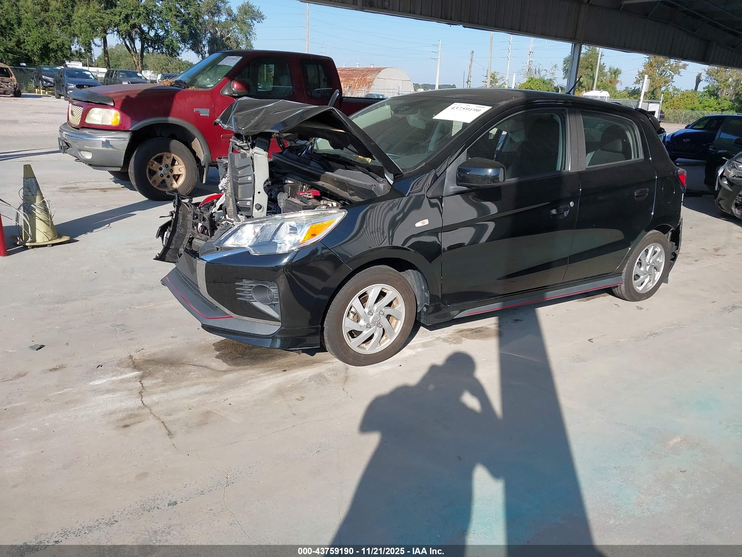 MITSUBISHI MIRAGE image 2