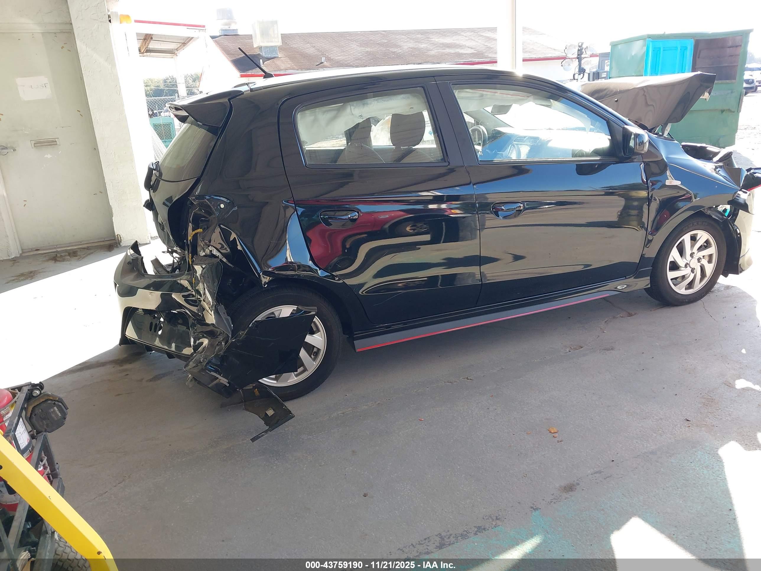 MITSUBISHI MIRAGE image 4