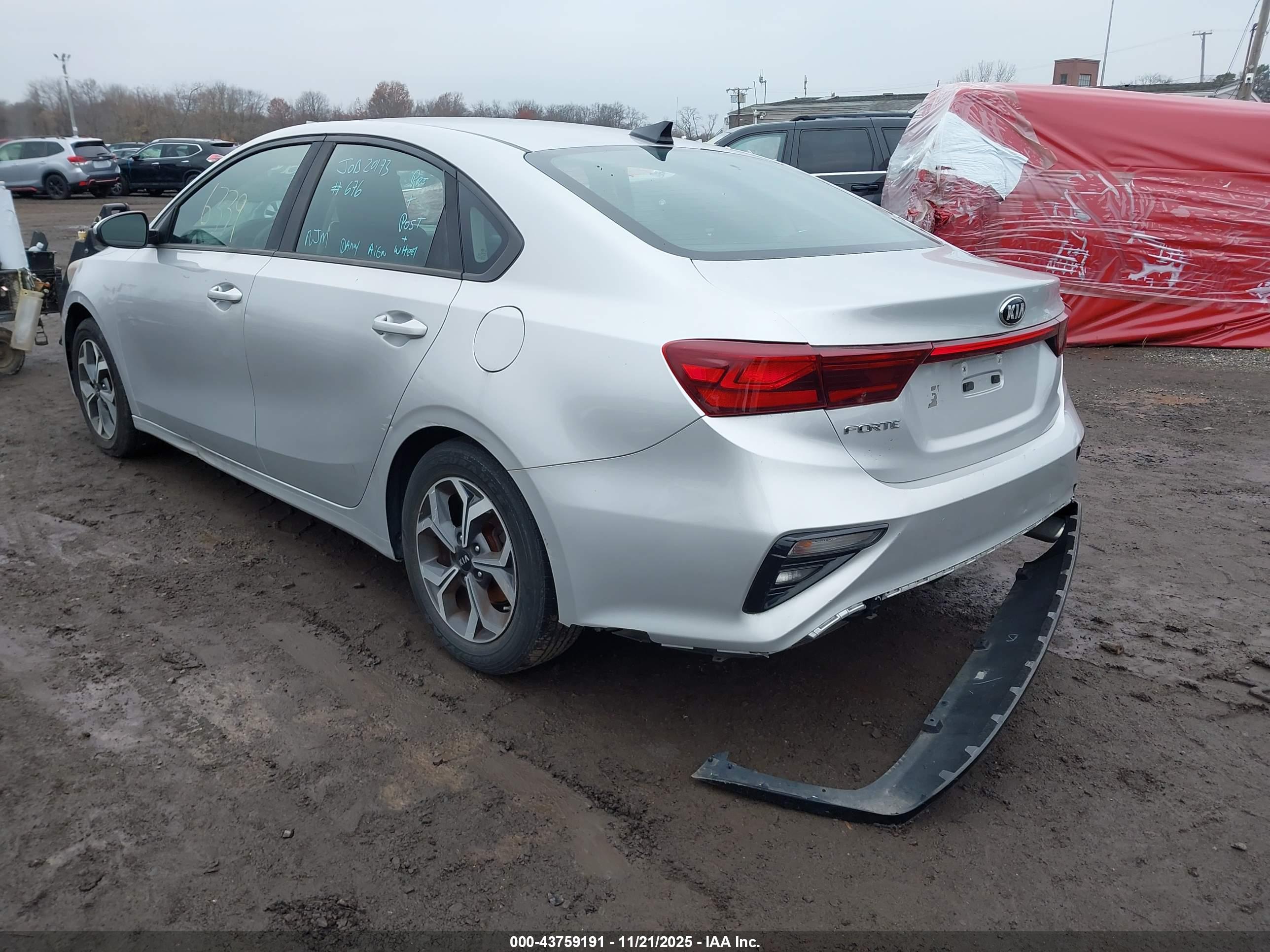 KIA FORTE image 6