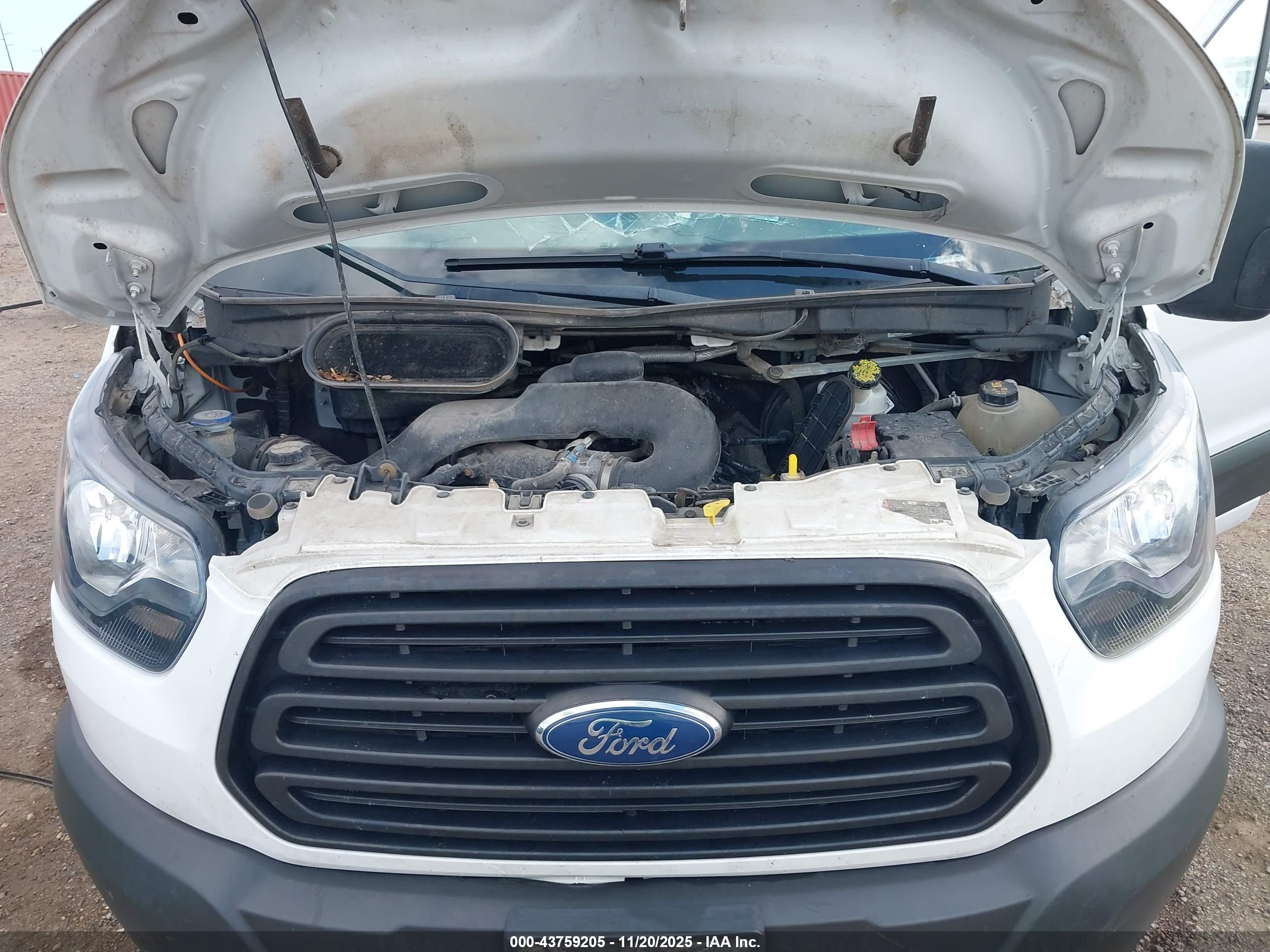 FORD TRANSIT-150 image 10