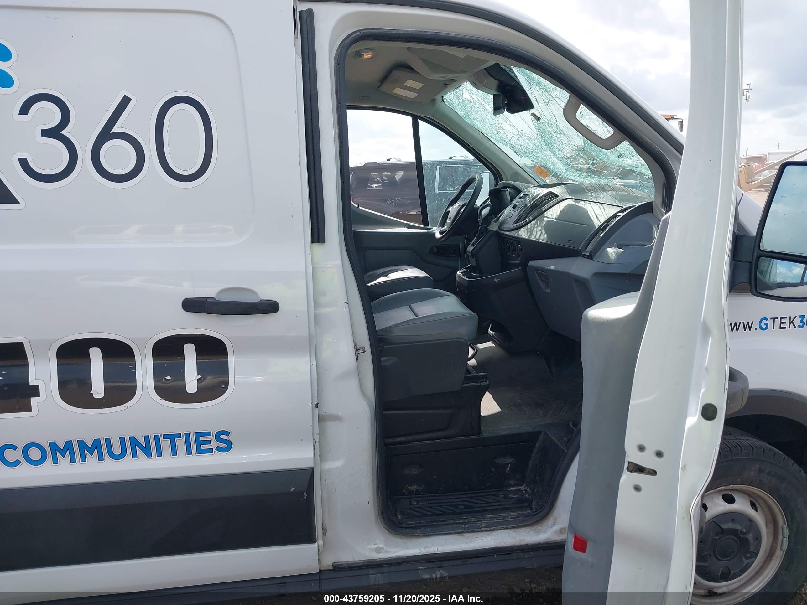FORD TRANSIT-150 image 5