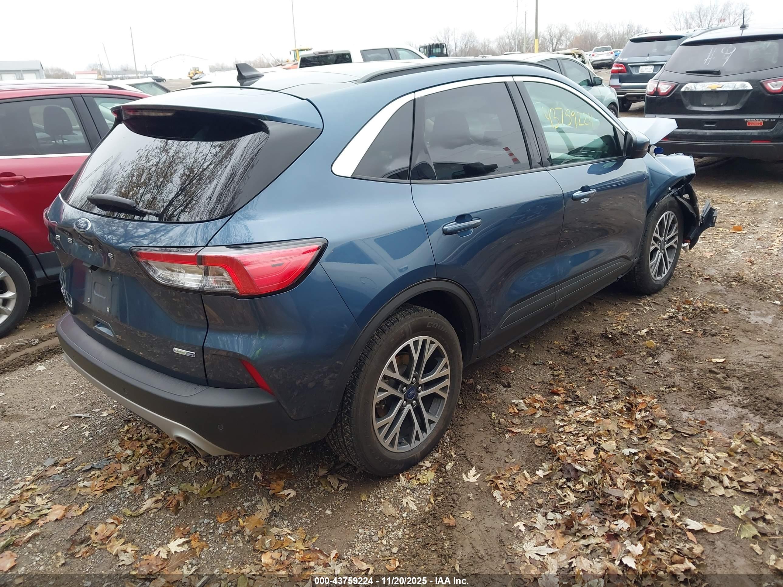 FORD ESCAPE image 4