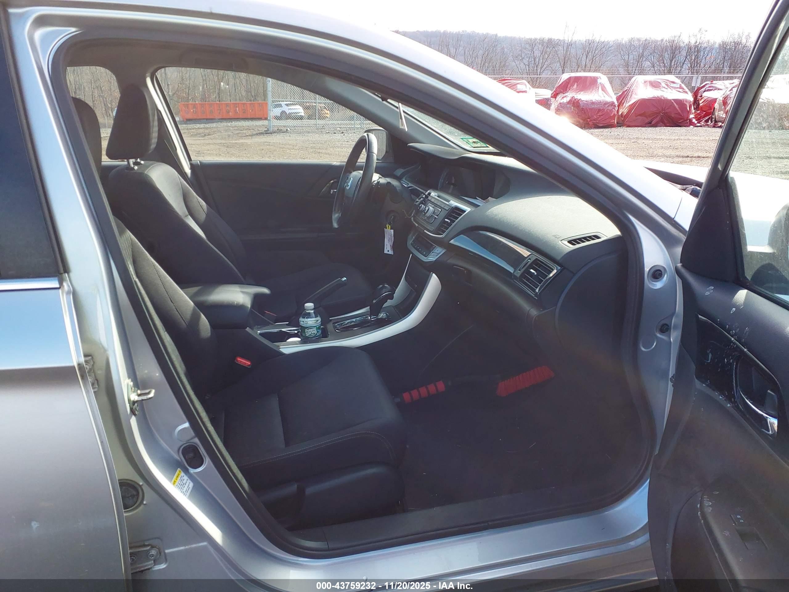 HONDA ACCORD image 5