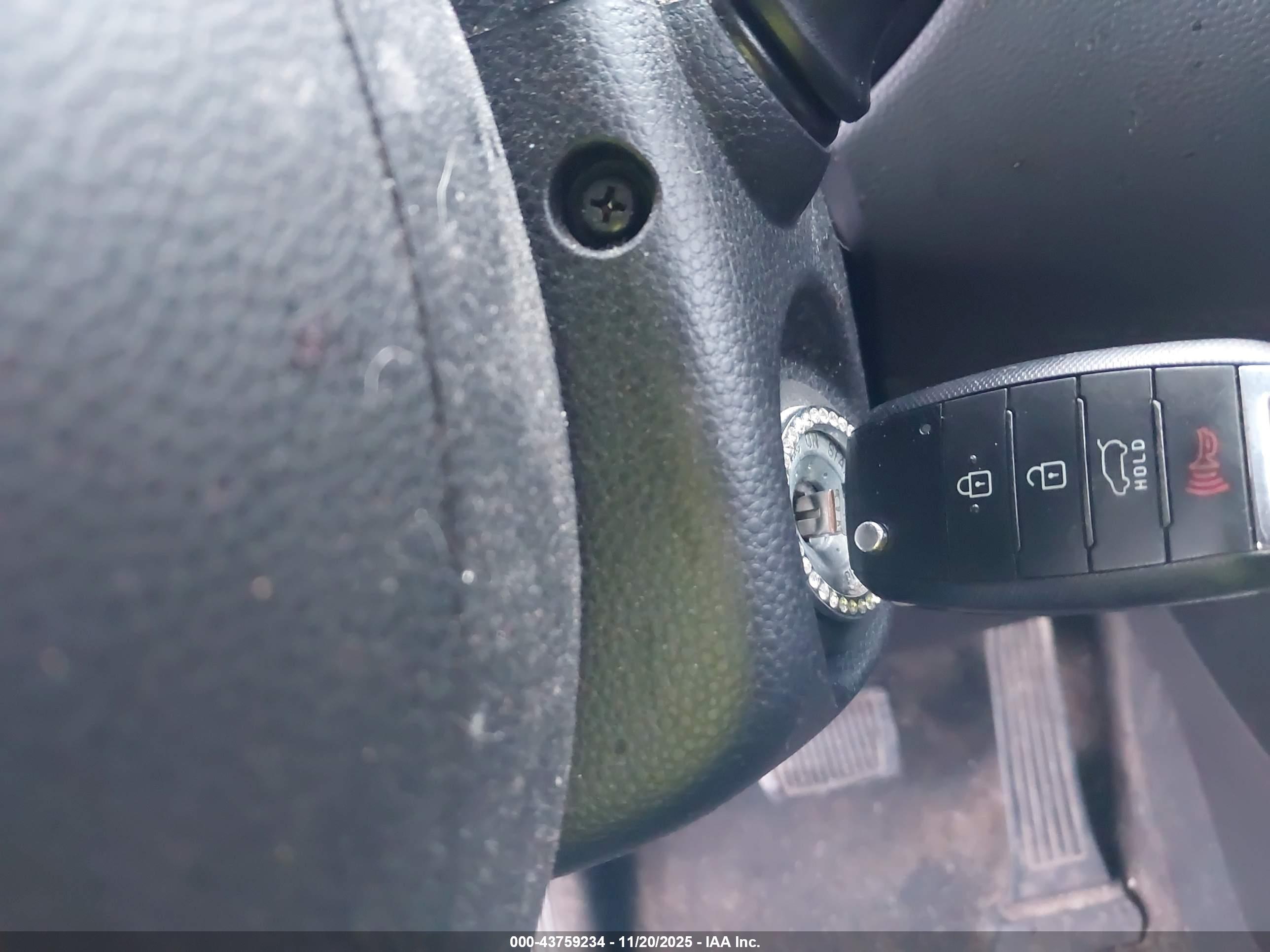 KIA SOUL image 11