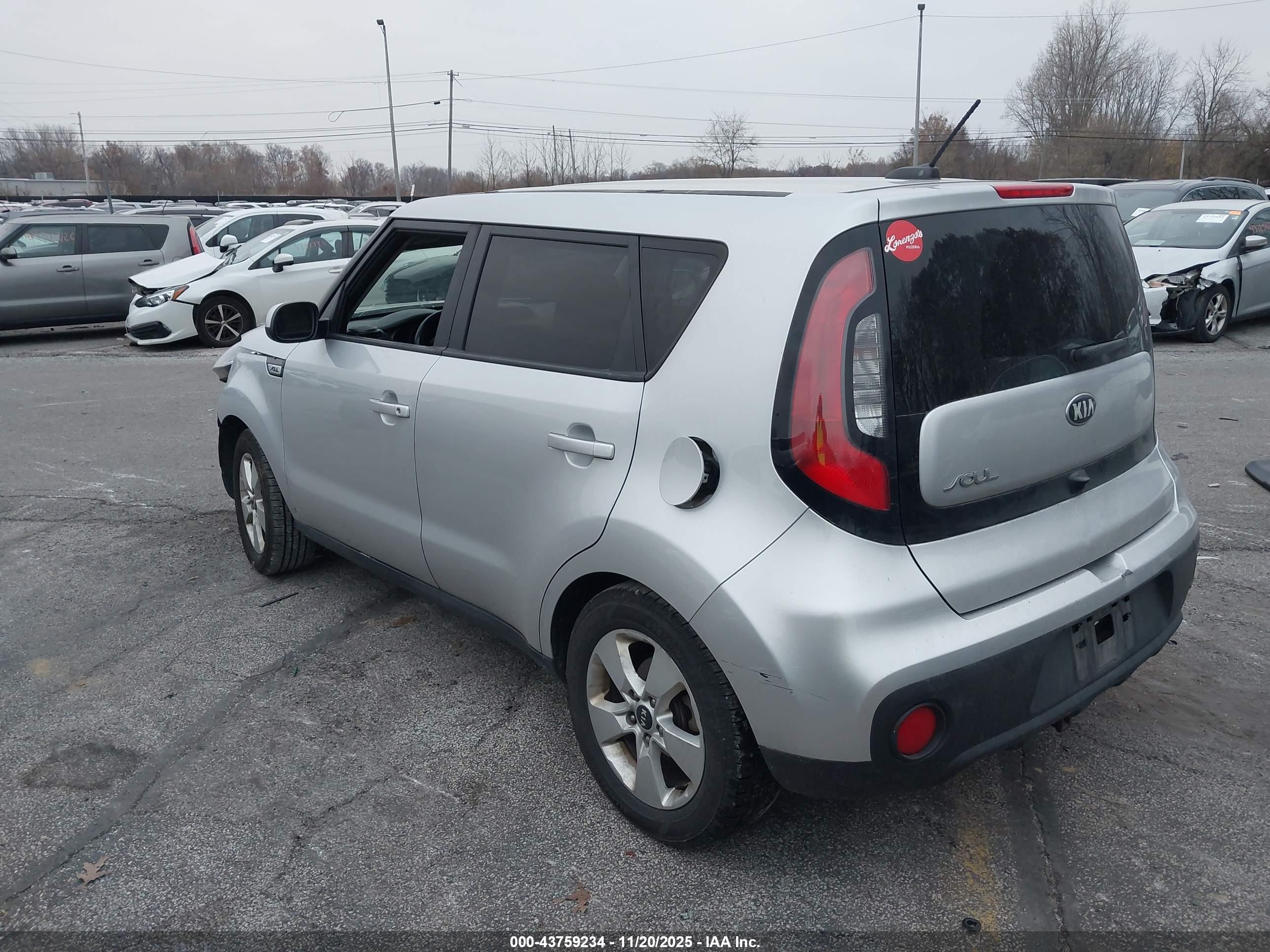 KIA SOUL image 3