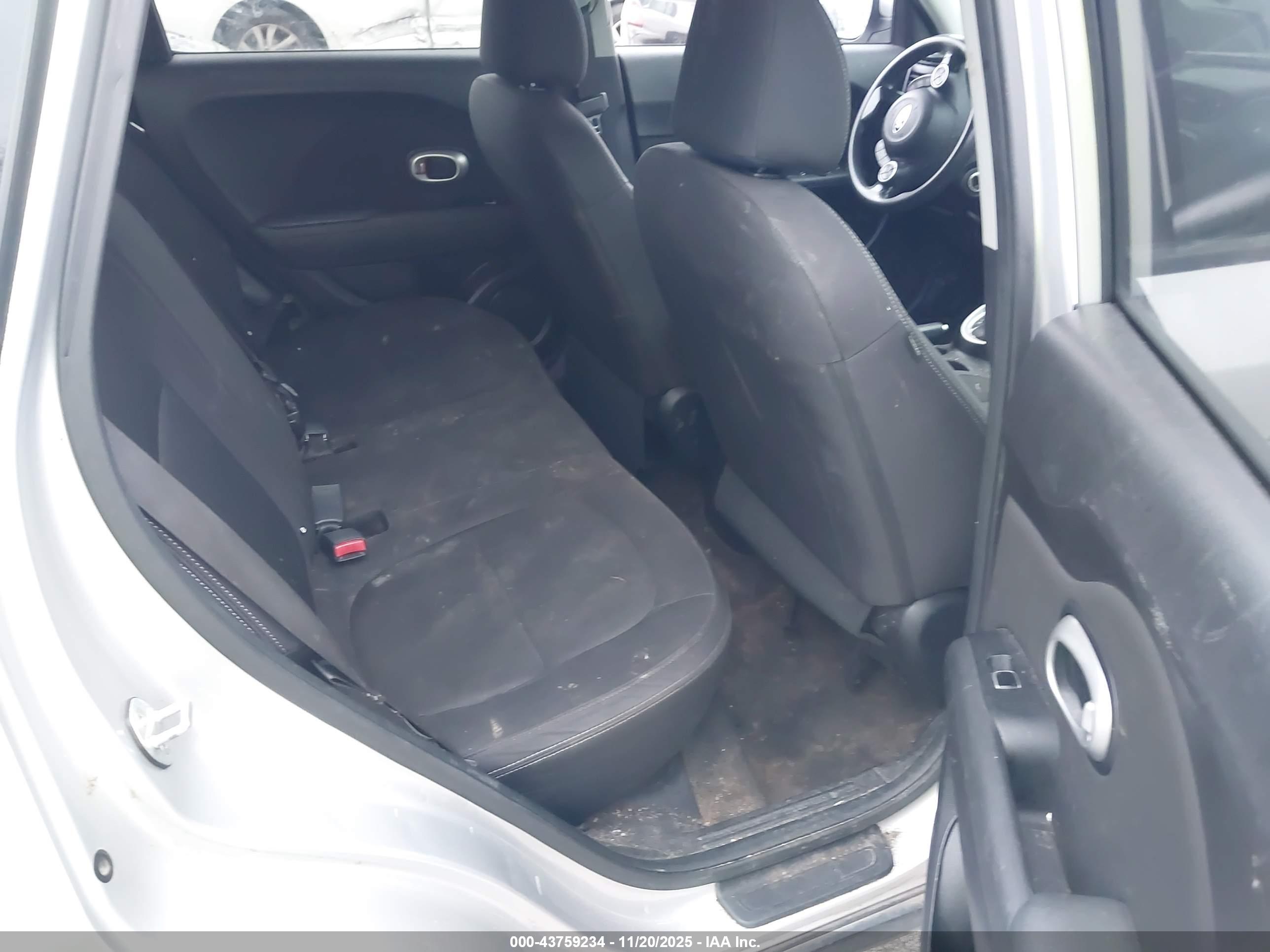 KIA SOUL image 8