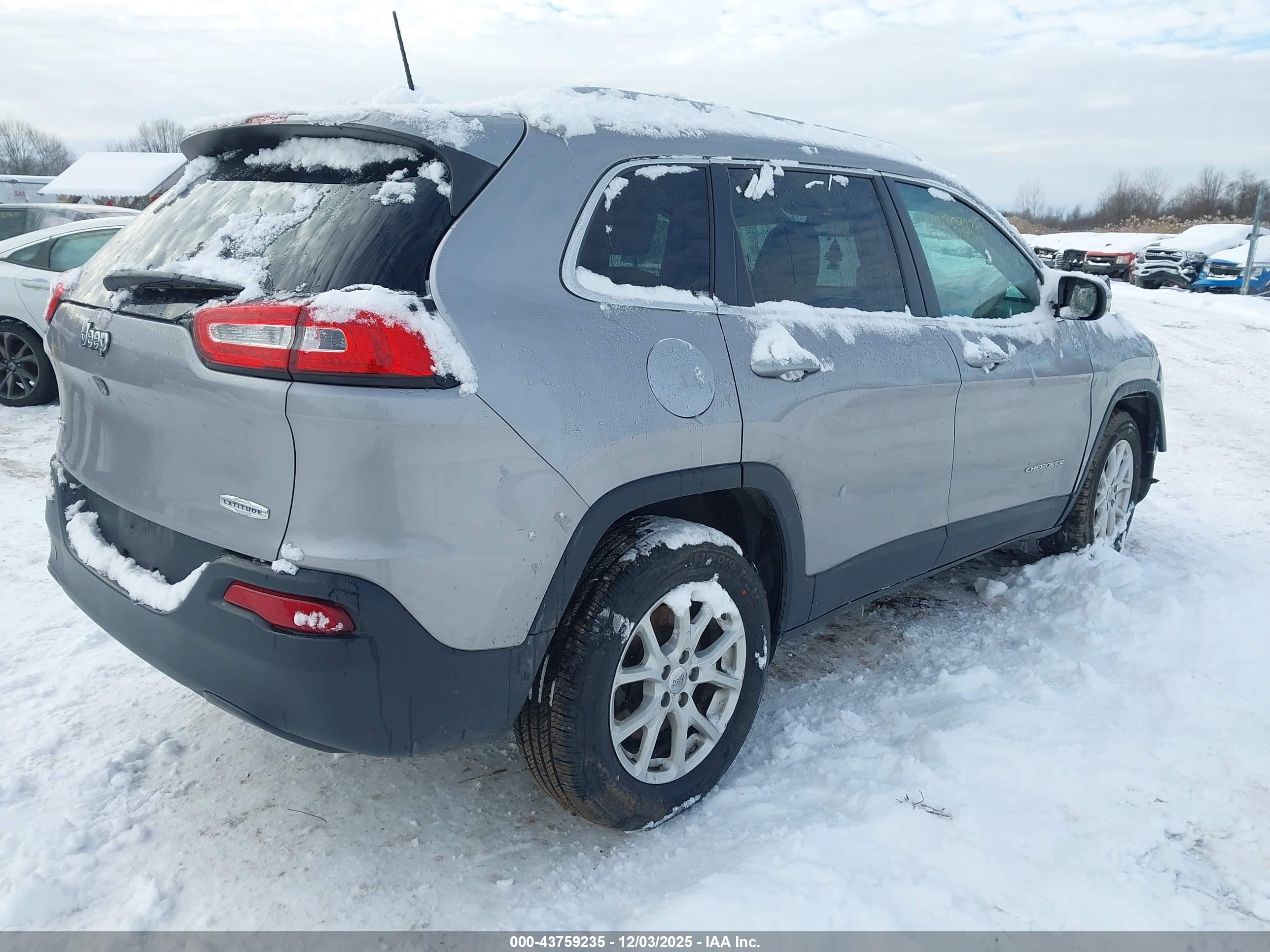 JEEP CHEROKEE image 4