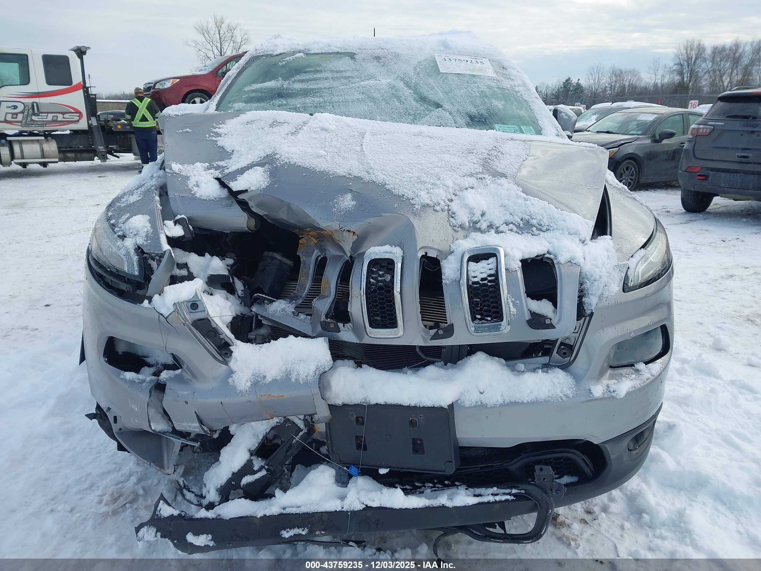 JEEP CHEROKEE image 6