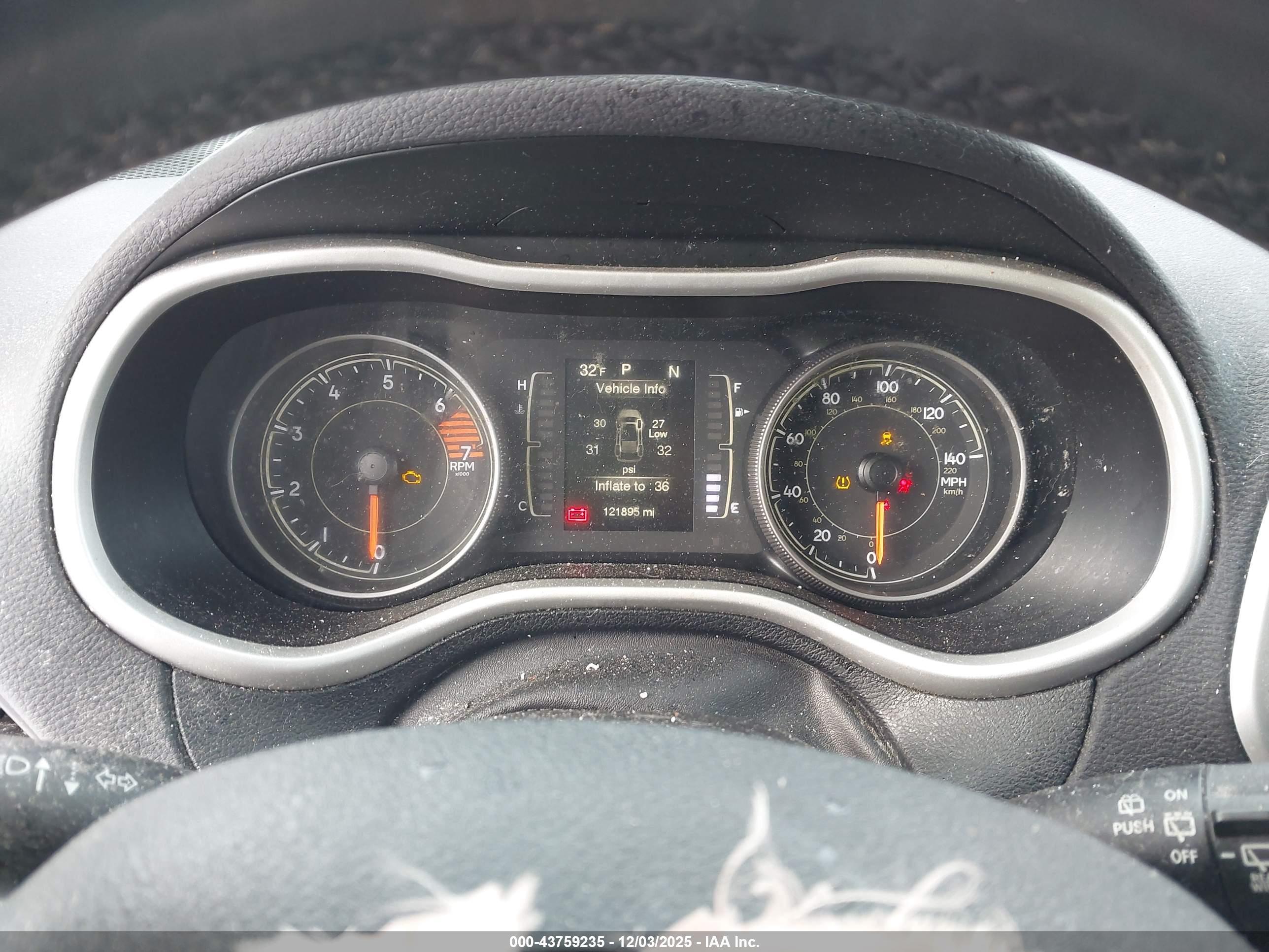JEEP CHEROKEE image 7
