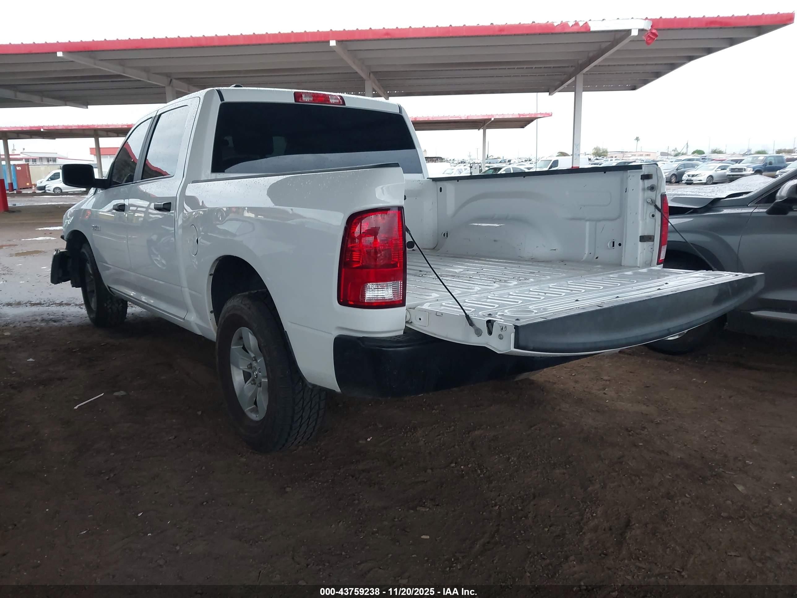 RAM 1500 image 3