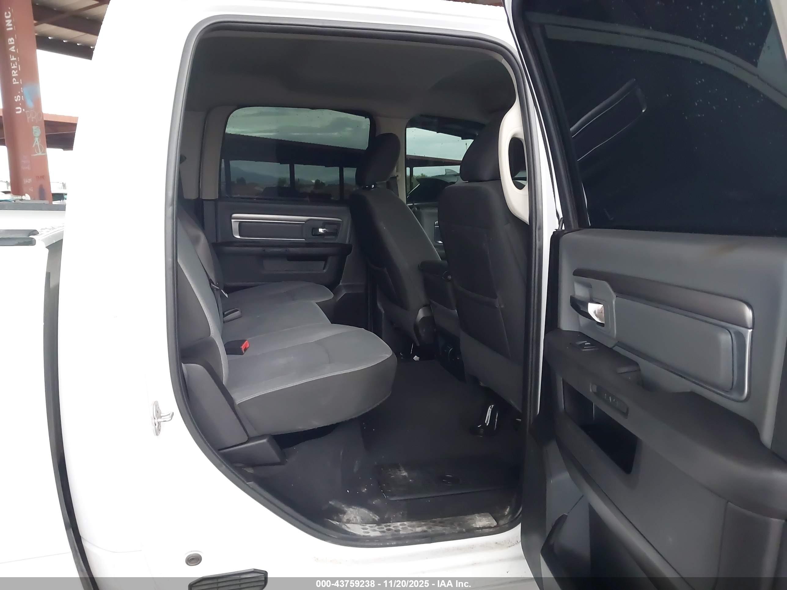 RAM 1500 image 8