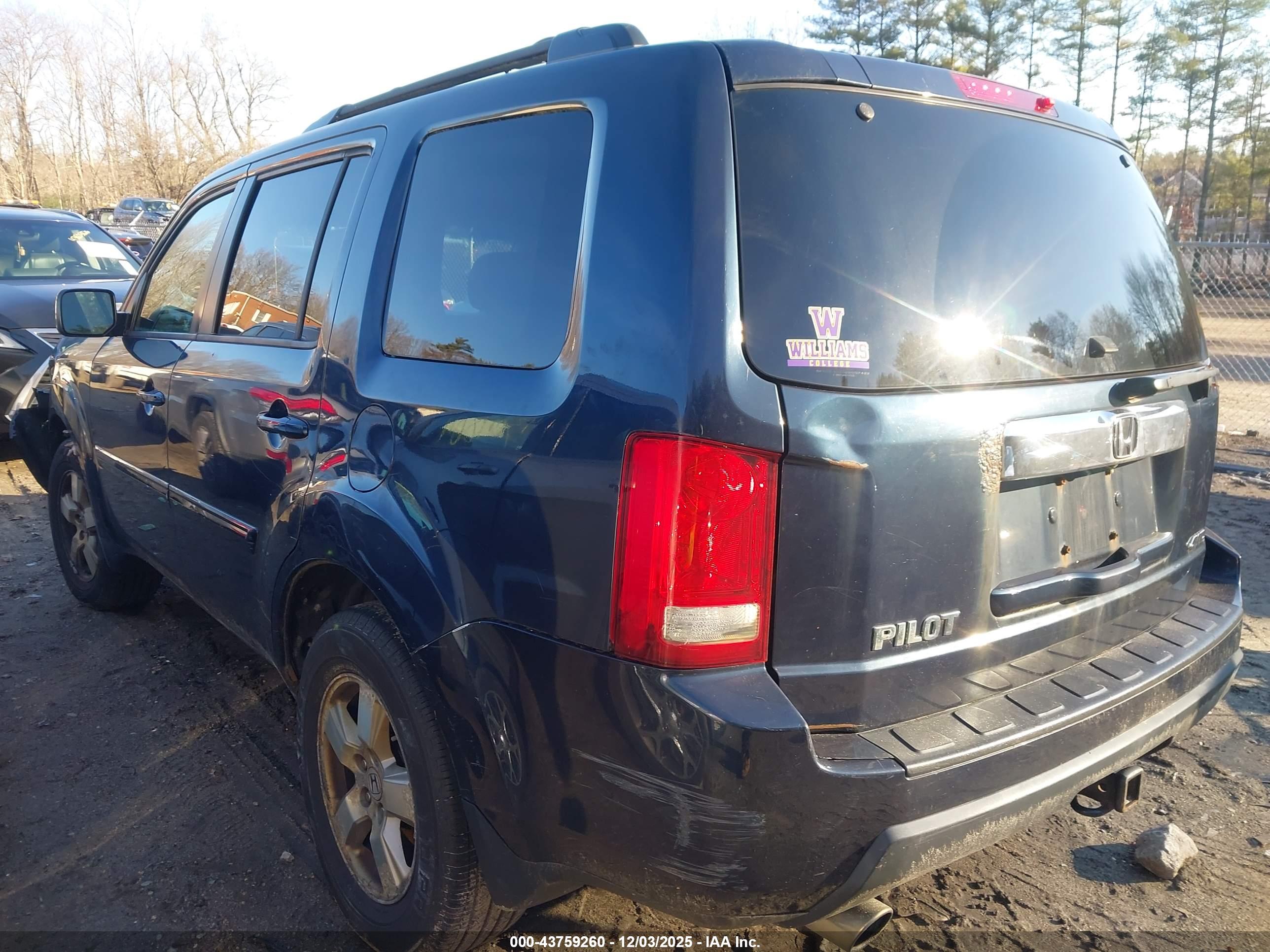 HONDA PILOT image 3