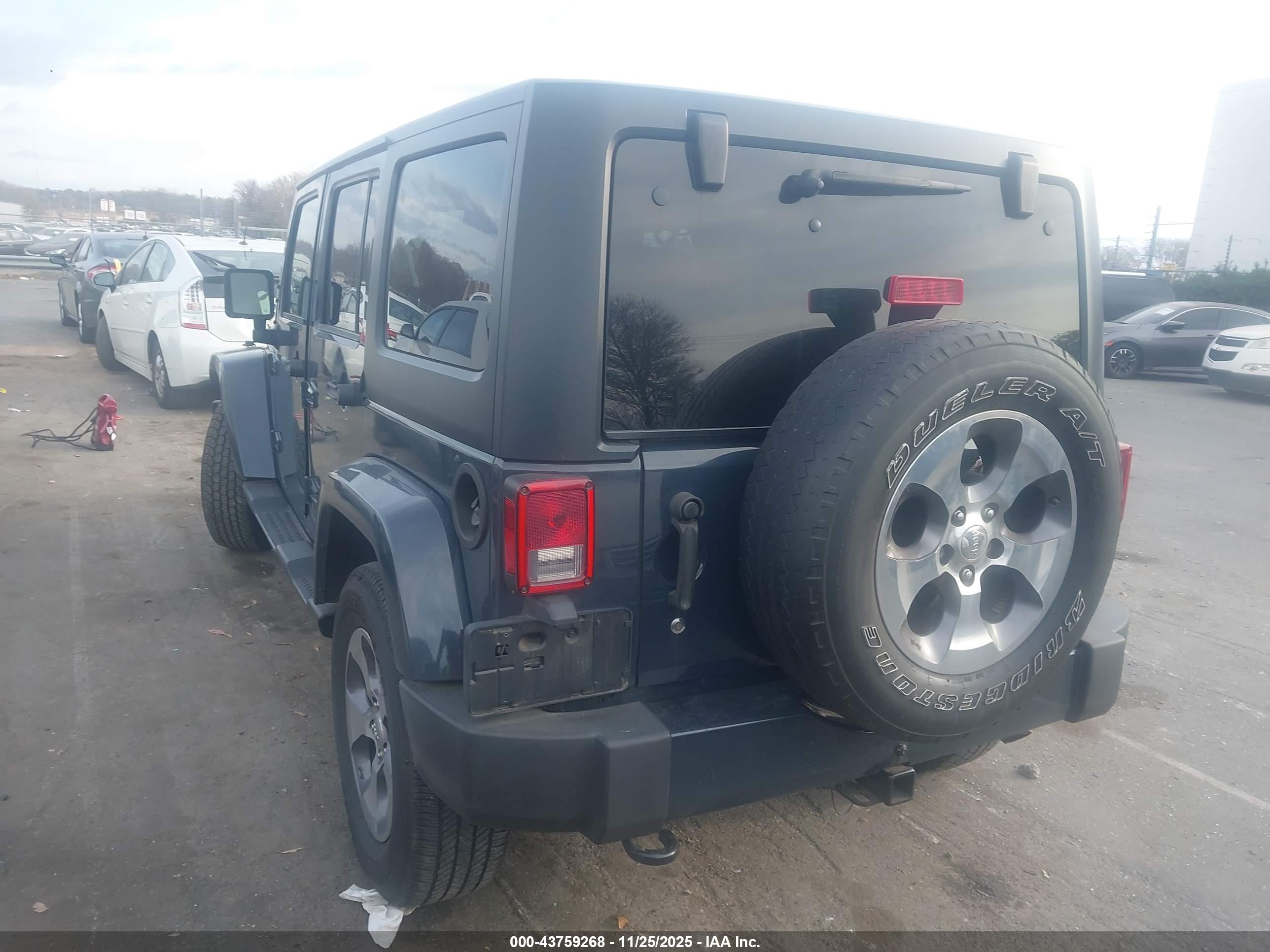 JEEP WRANGLER image 3