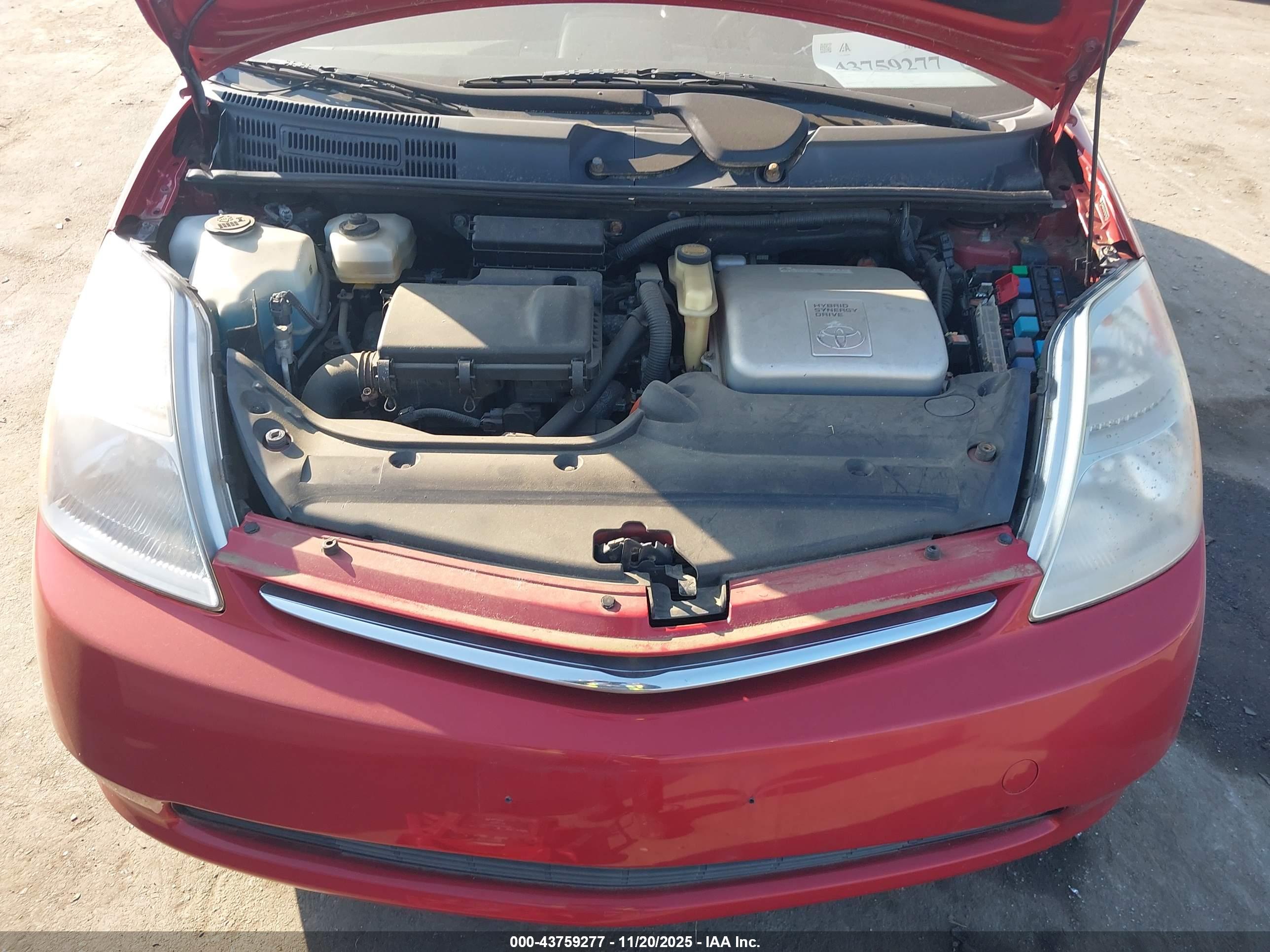 TOYOTA PRIUS image 10