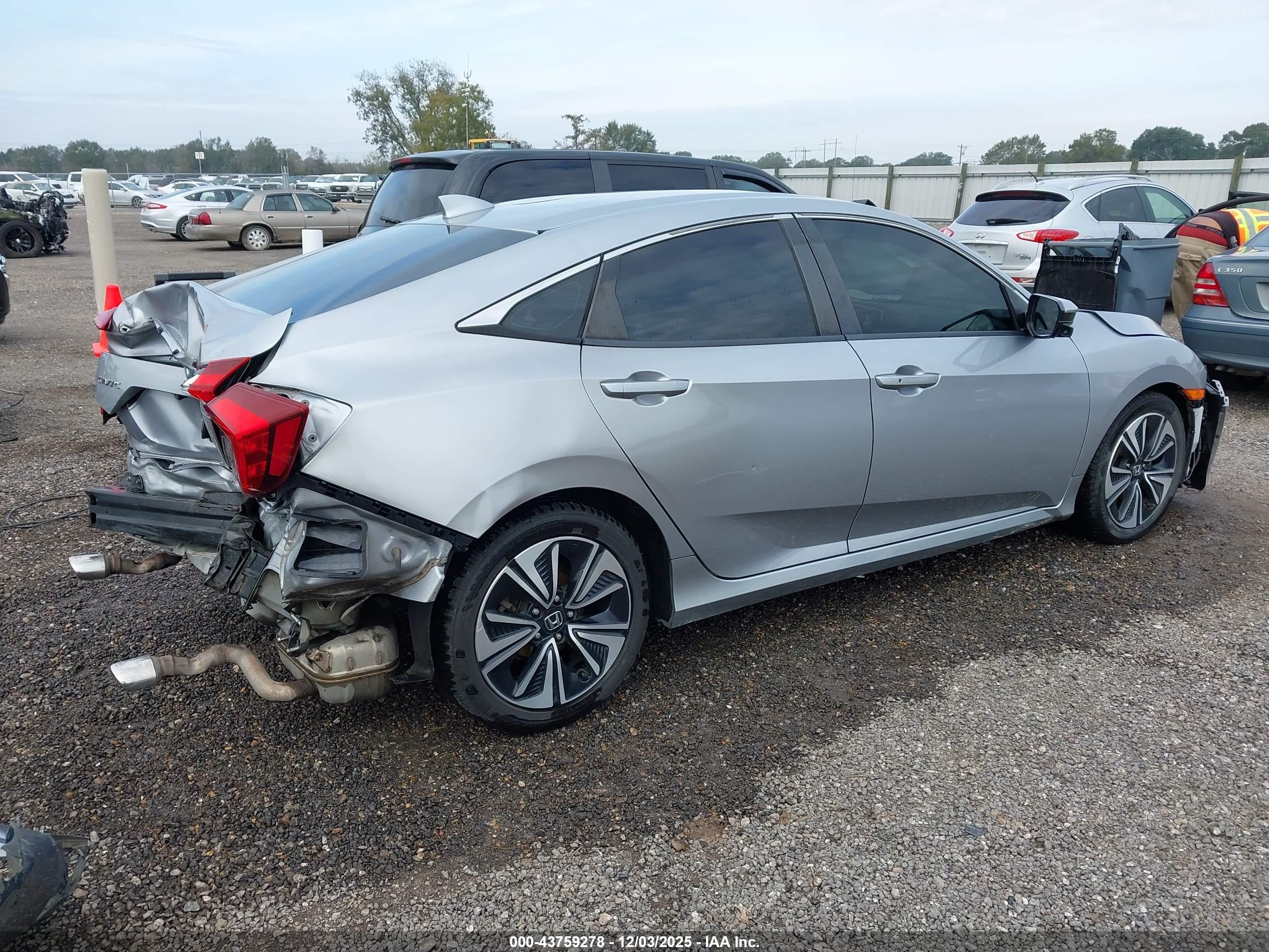 HONDA CIVIC image 4