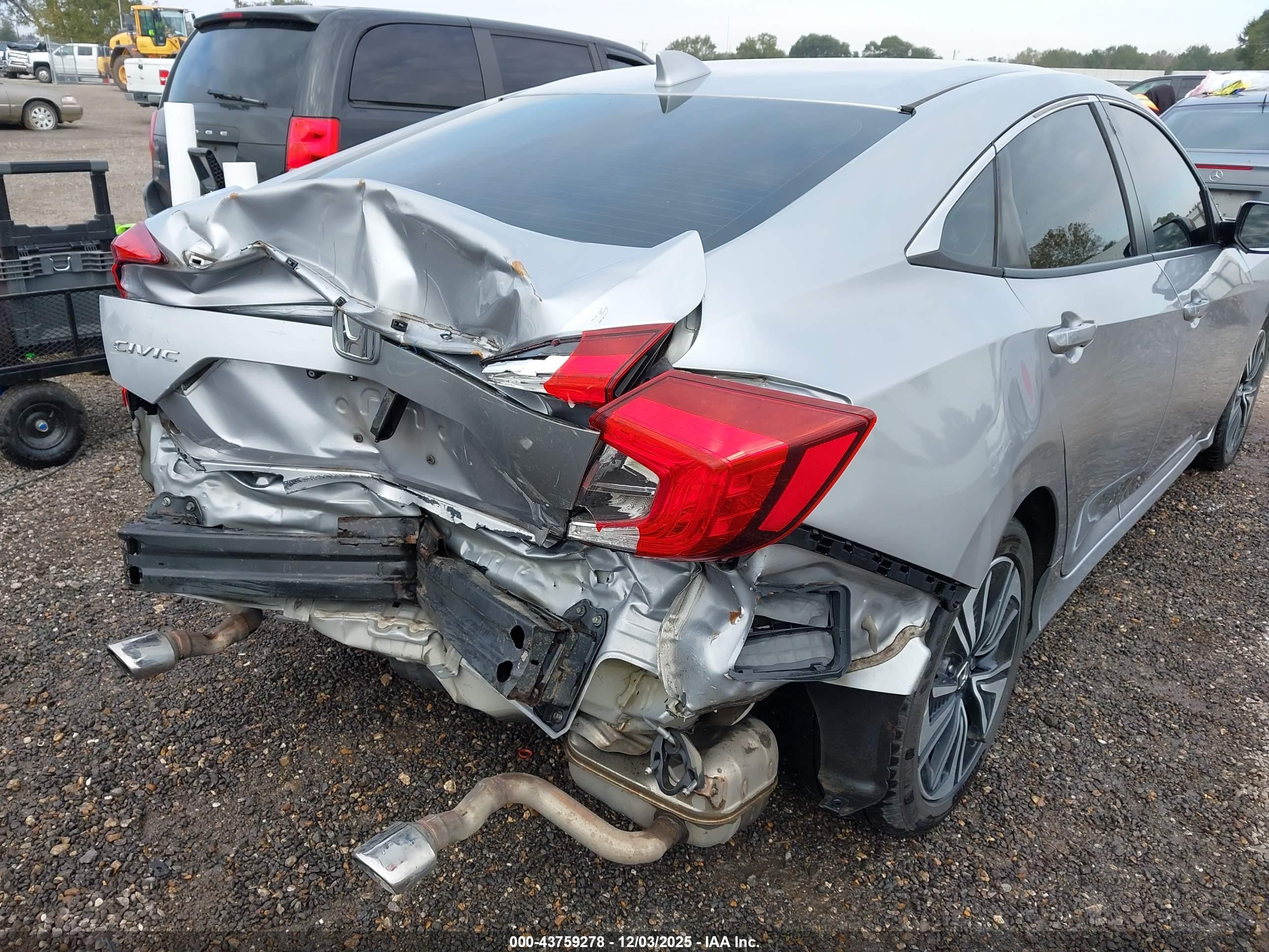 HONDA CIVIC image 6
