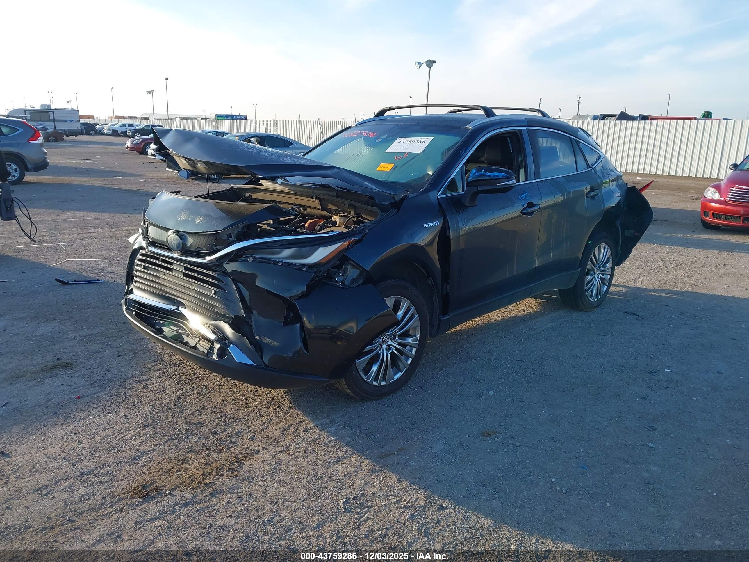 TOYOTA VENZA image 2