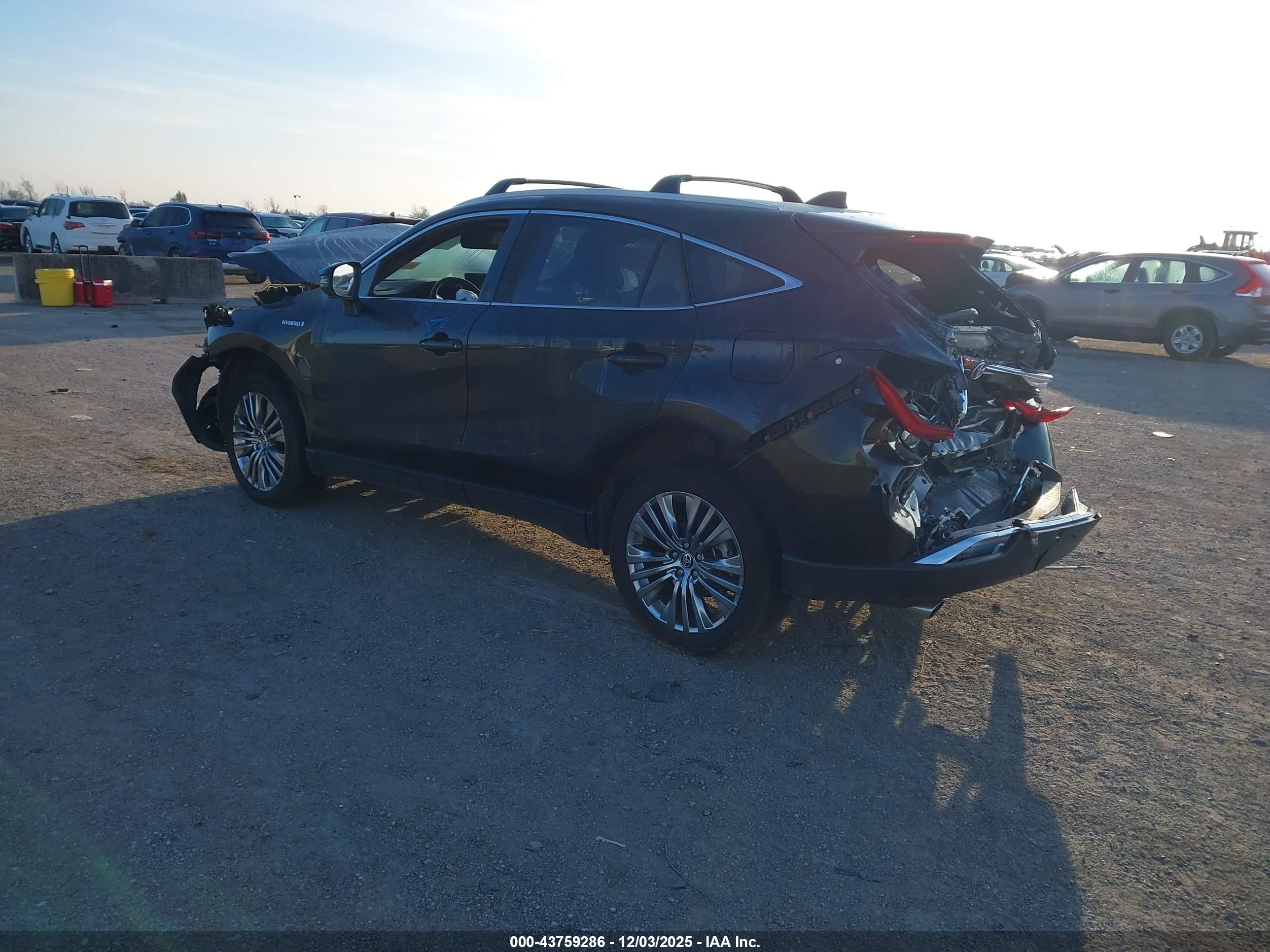 TOYOTA VENZA image 3