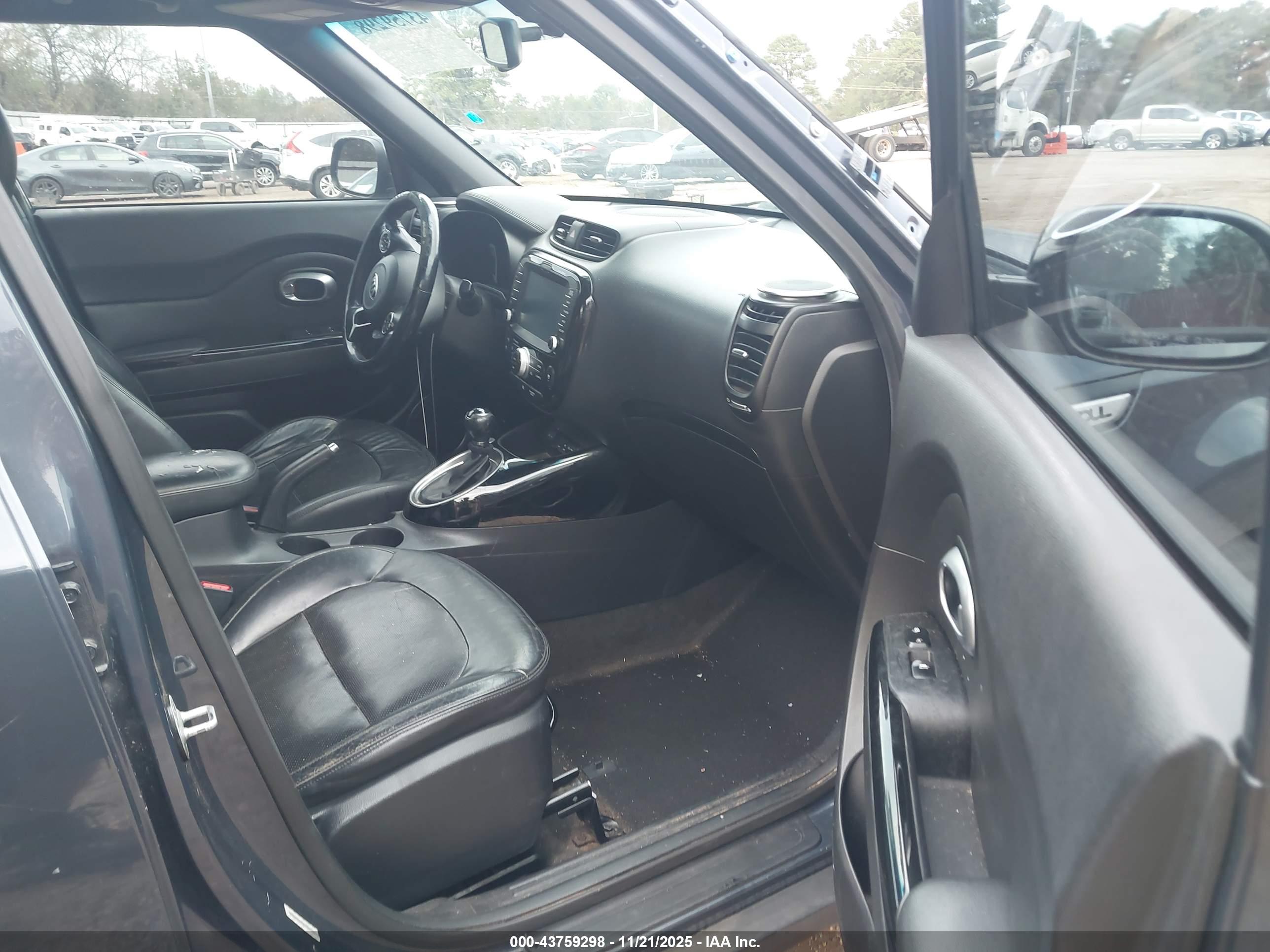 KIA SOUL image 5
