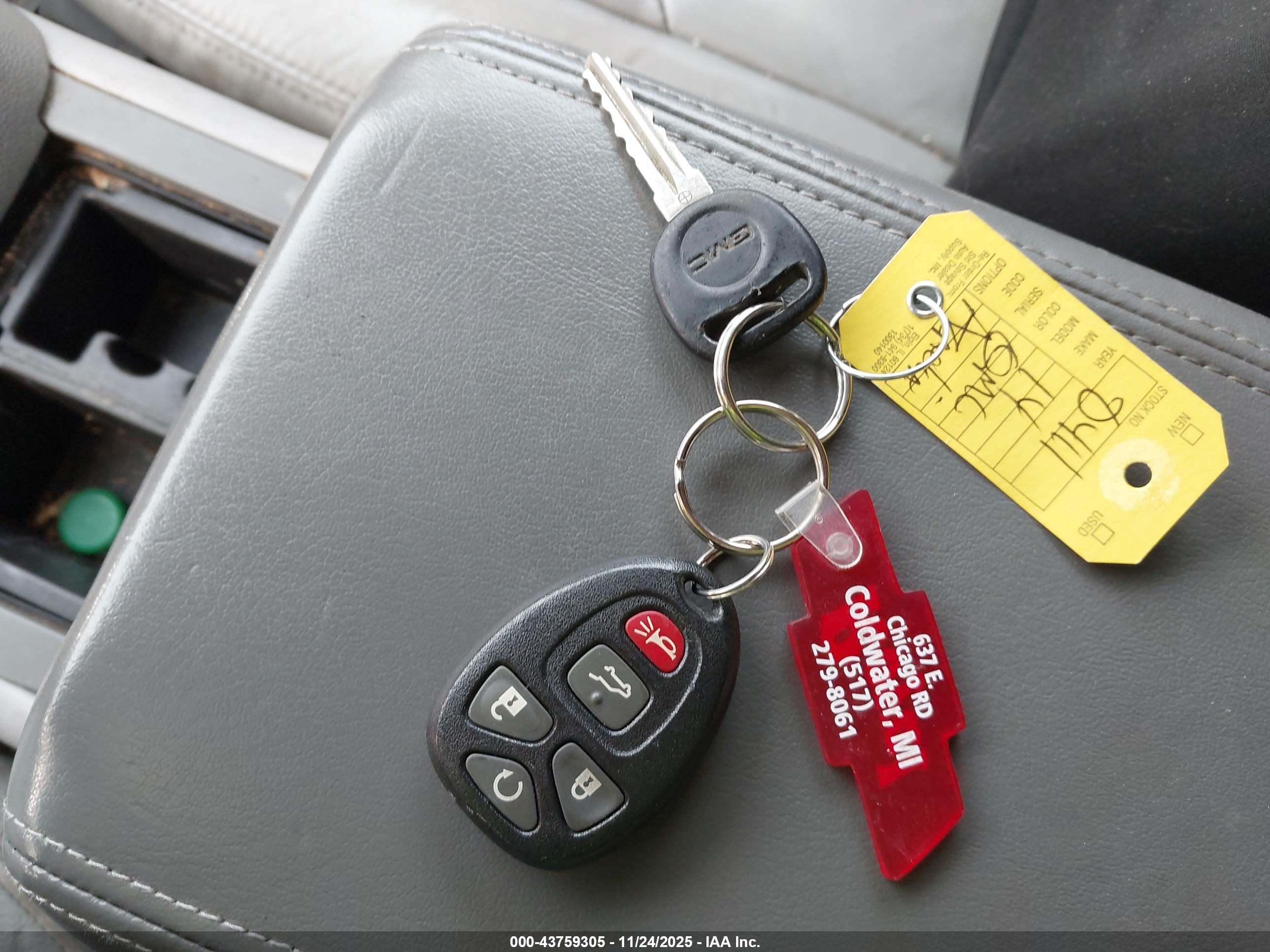 GMC ACADIA image 11