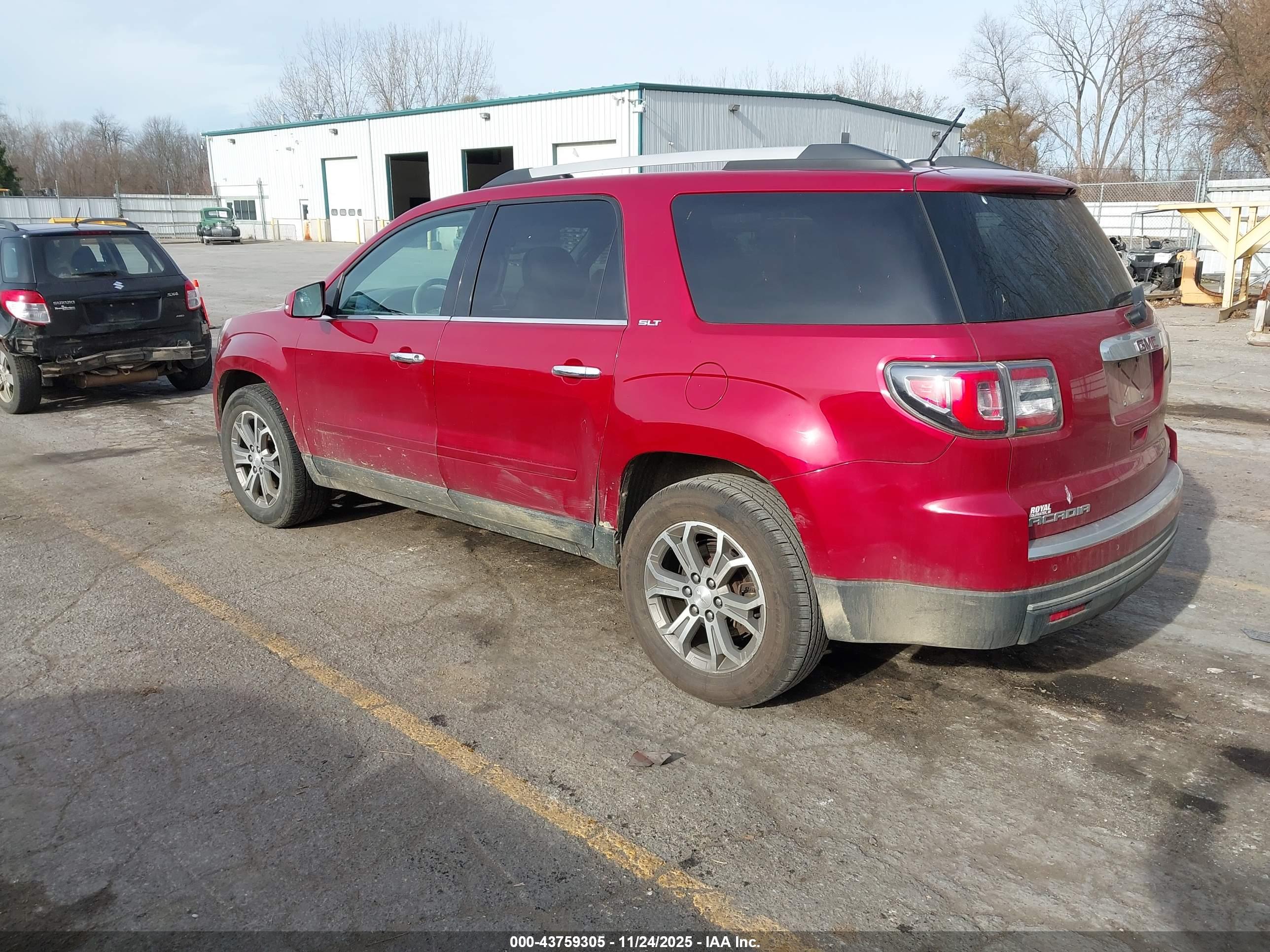 GMC ACADIA image 3