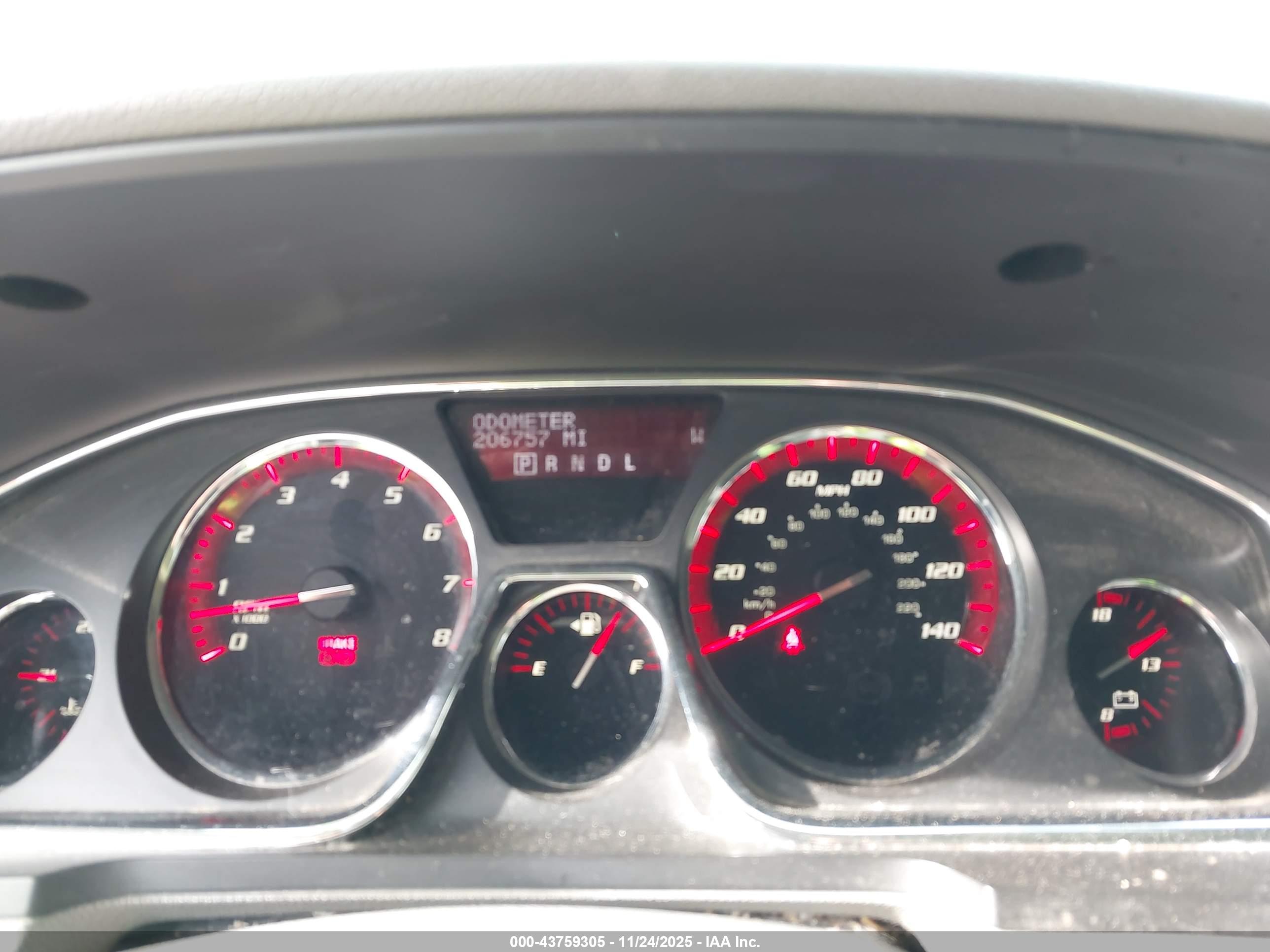 GMC ACADIA image 7