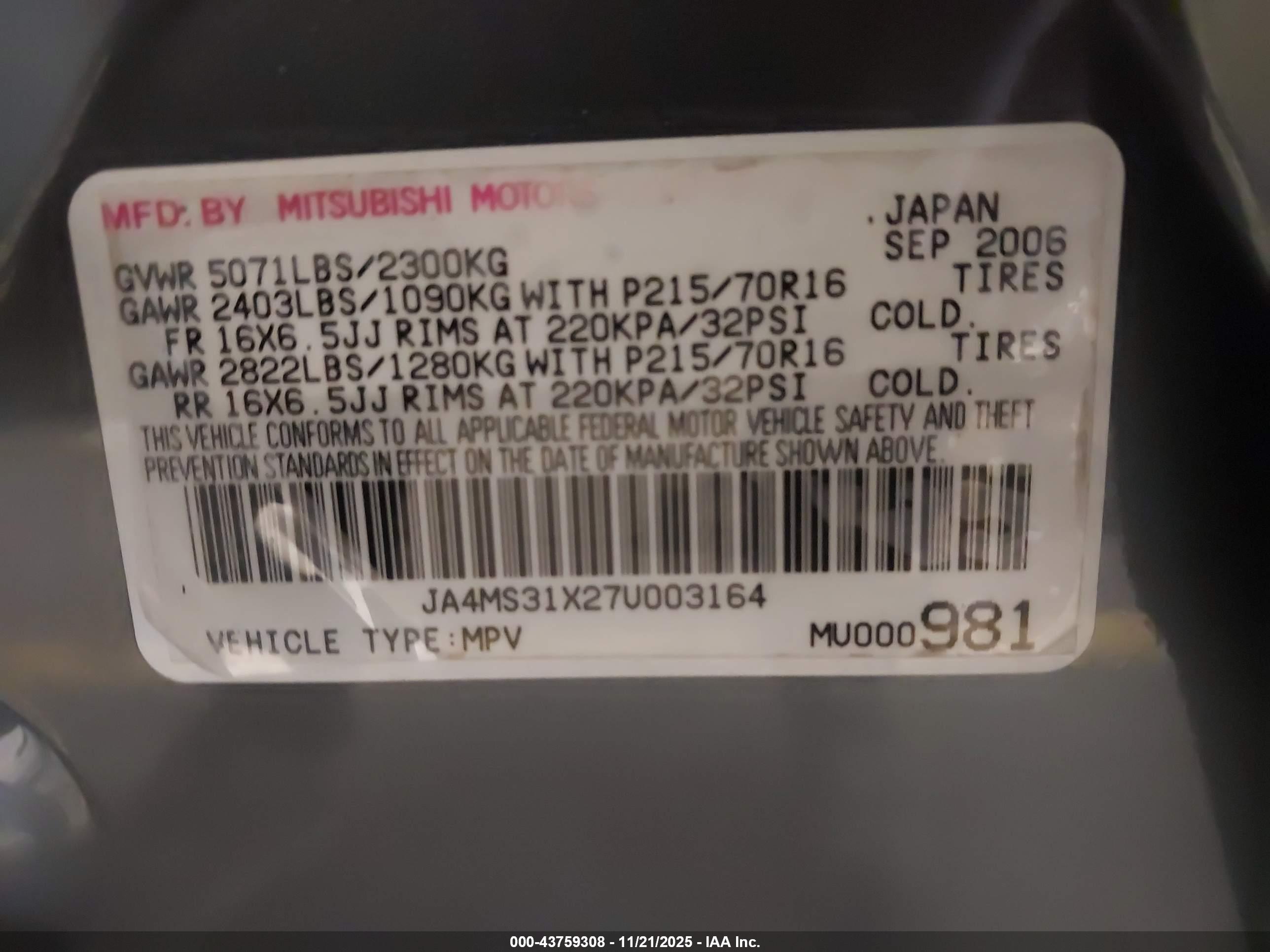 MITSUBISHI OUTLANDER image 9