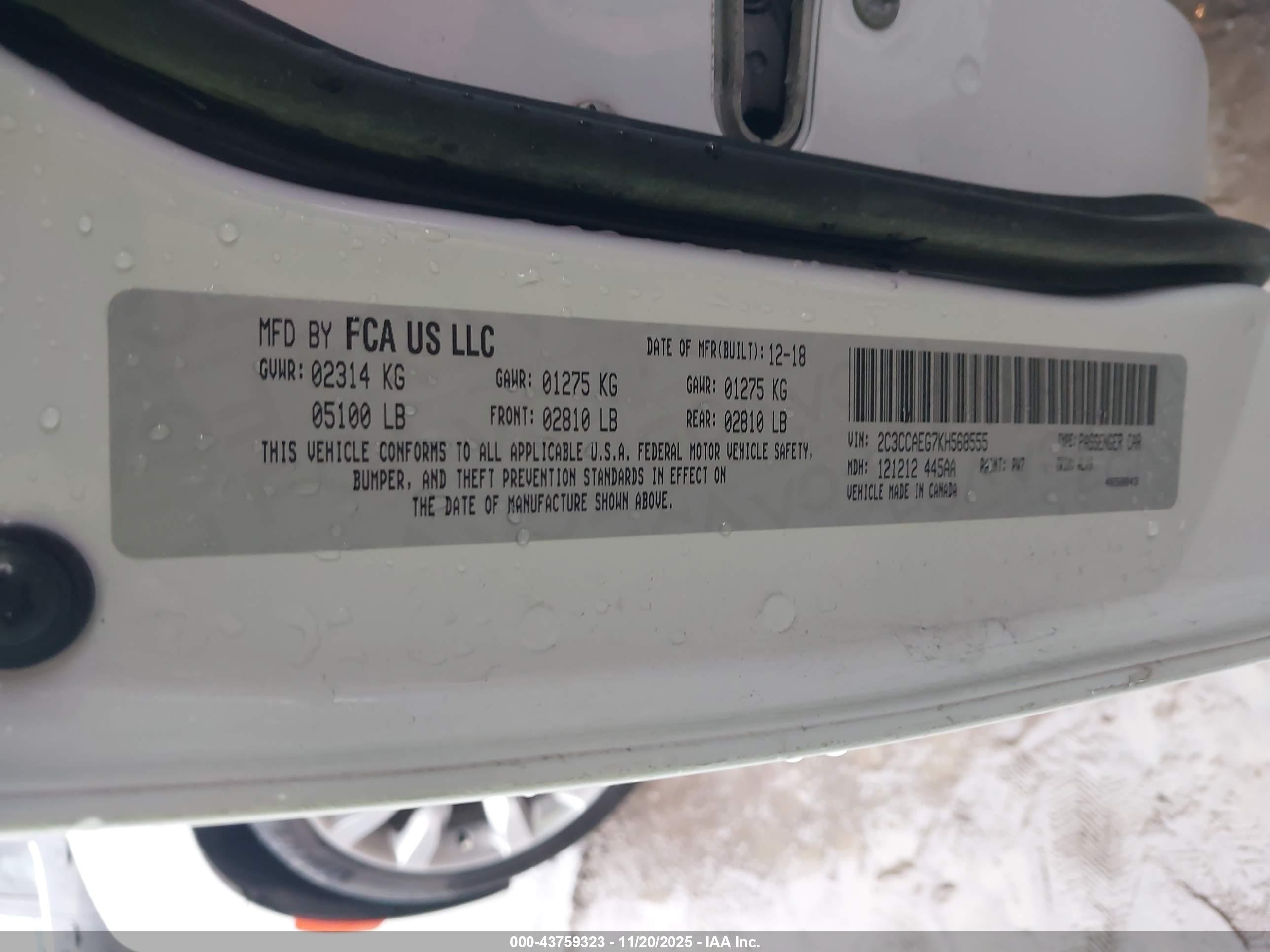 CHRYSLER 300 image 9