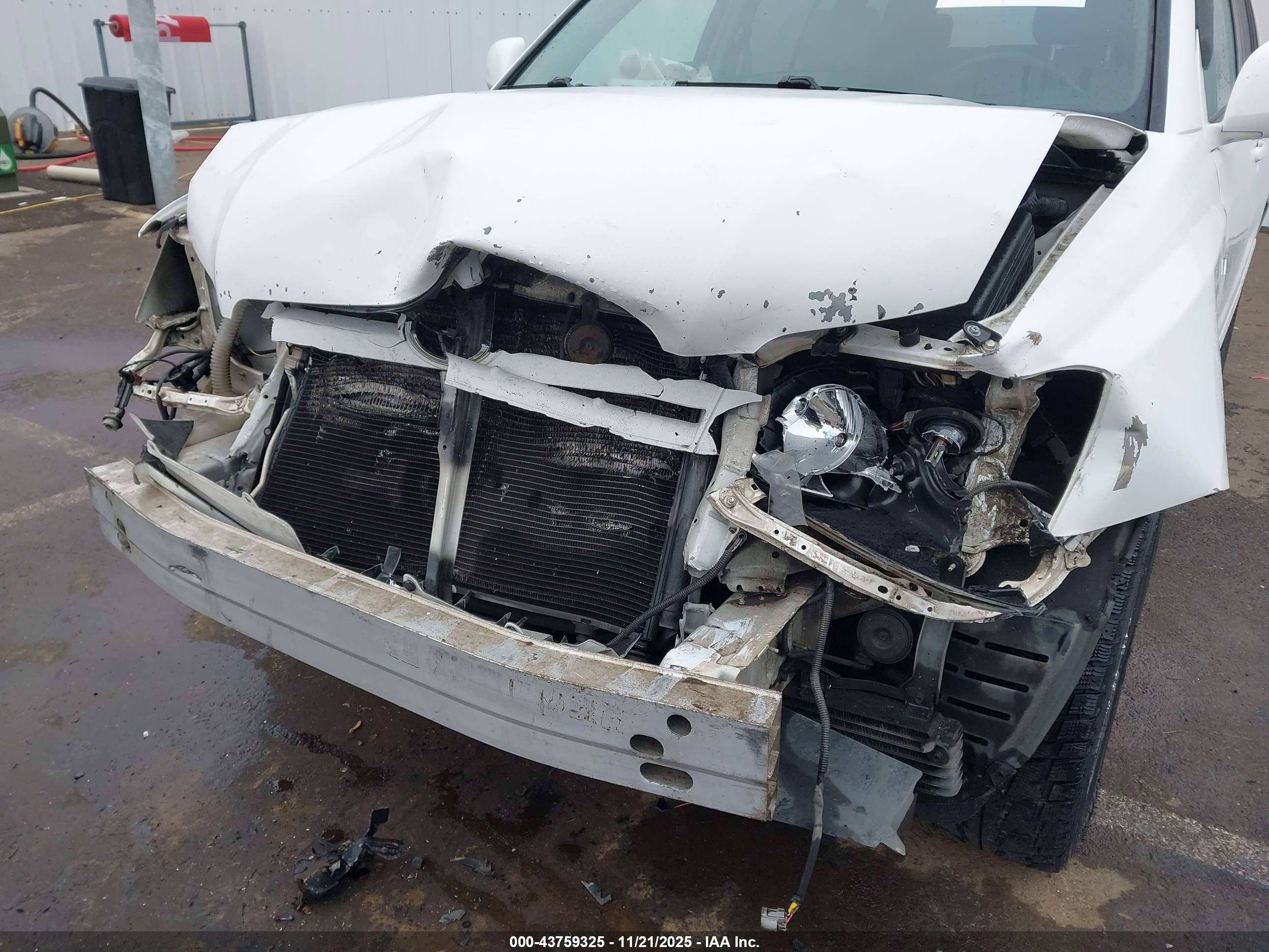 TOYOTA HIGHLANDER image 6