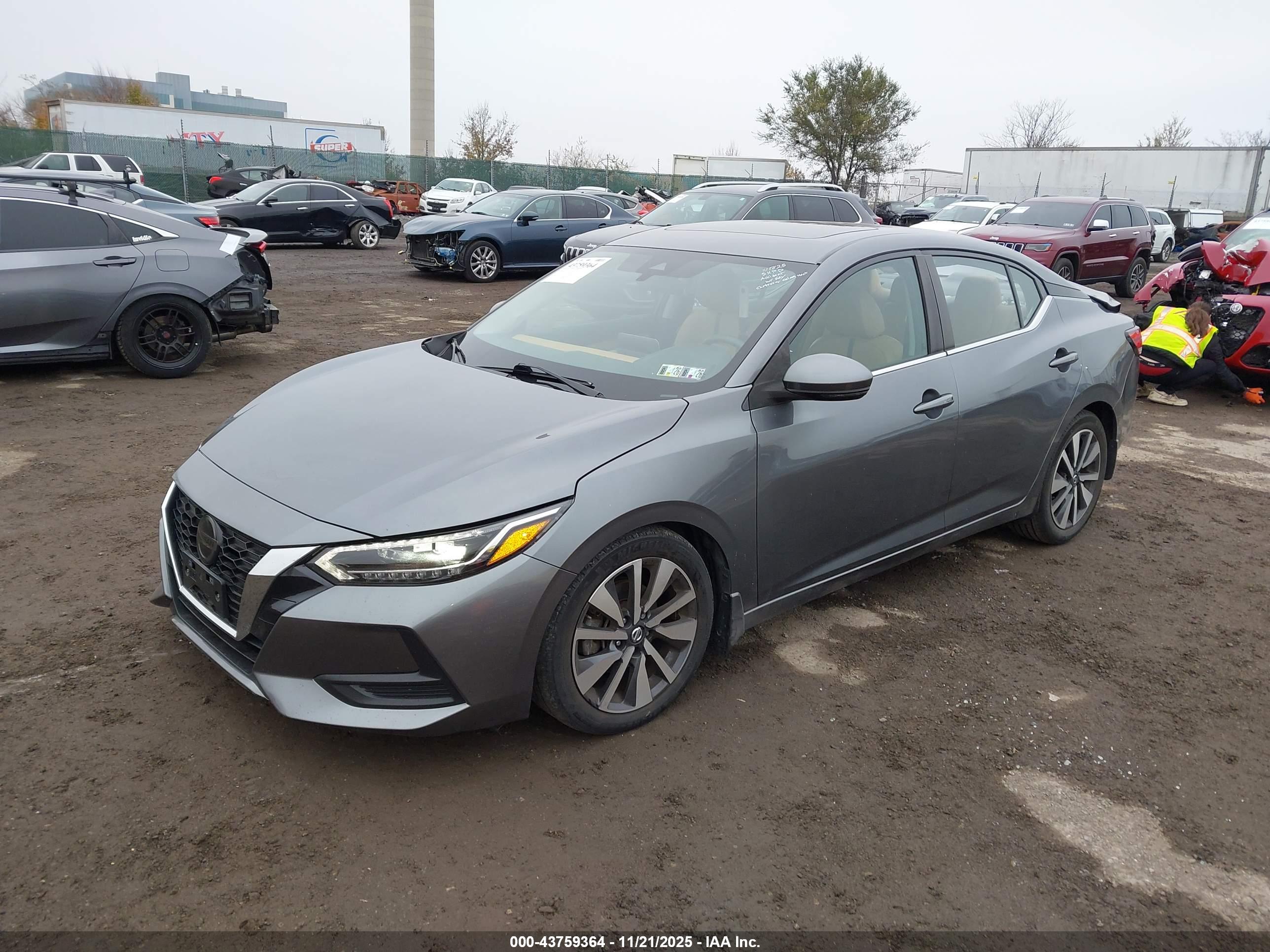 NISSAN SENTRA image 2