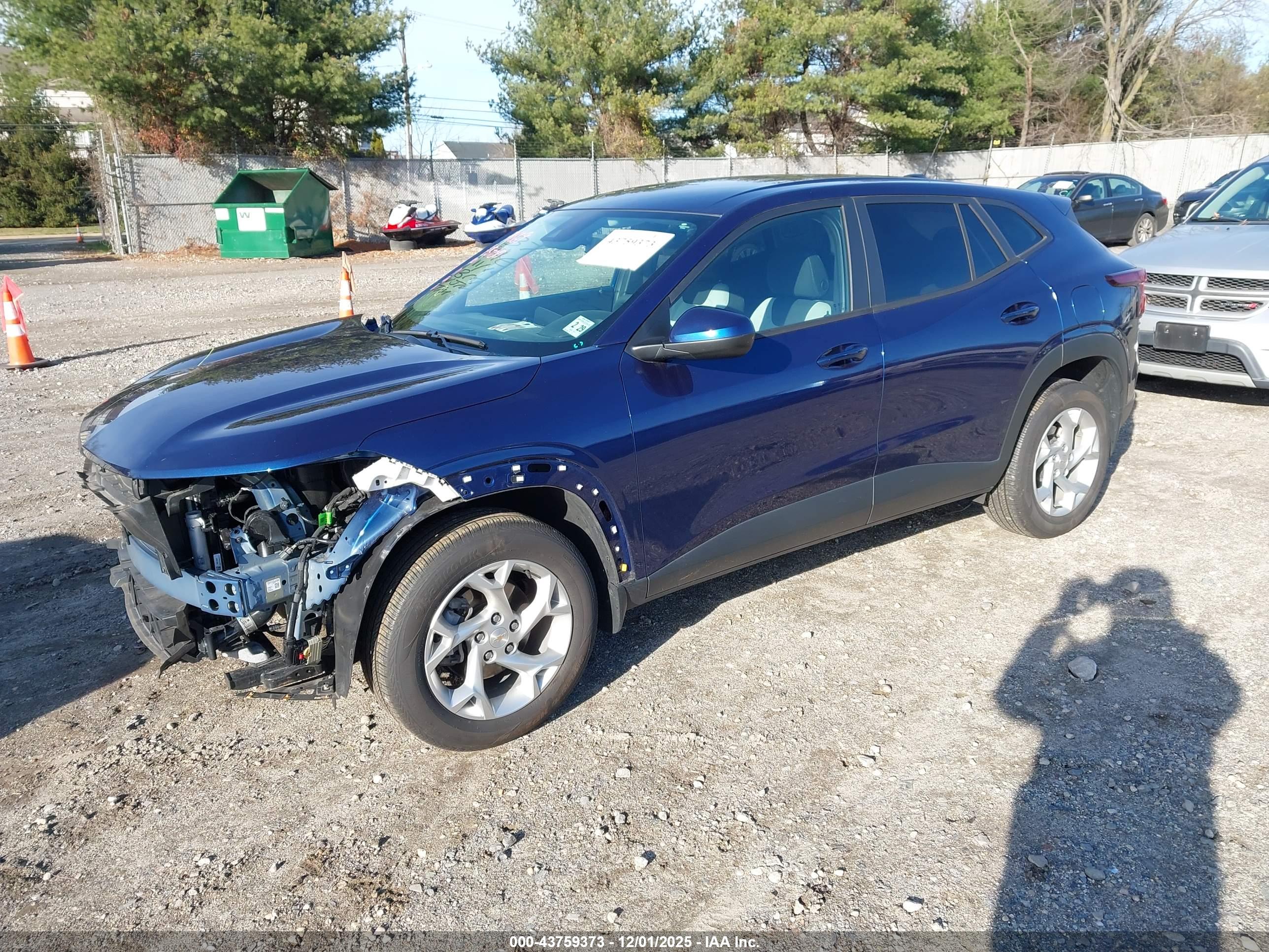 CHEVROLET TRAX image 2