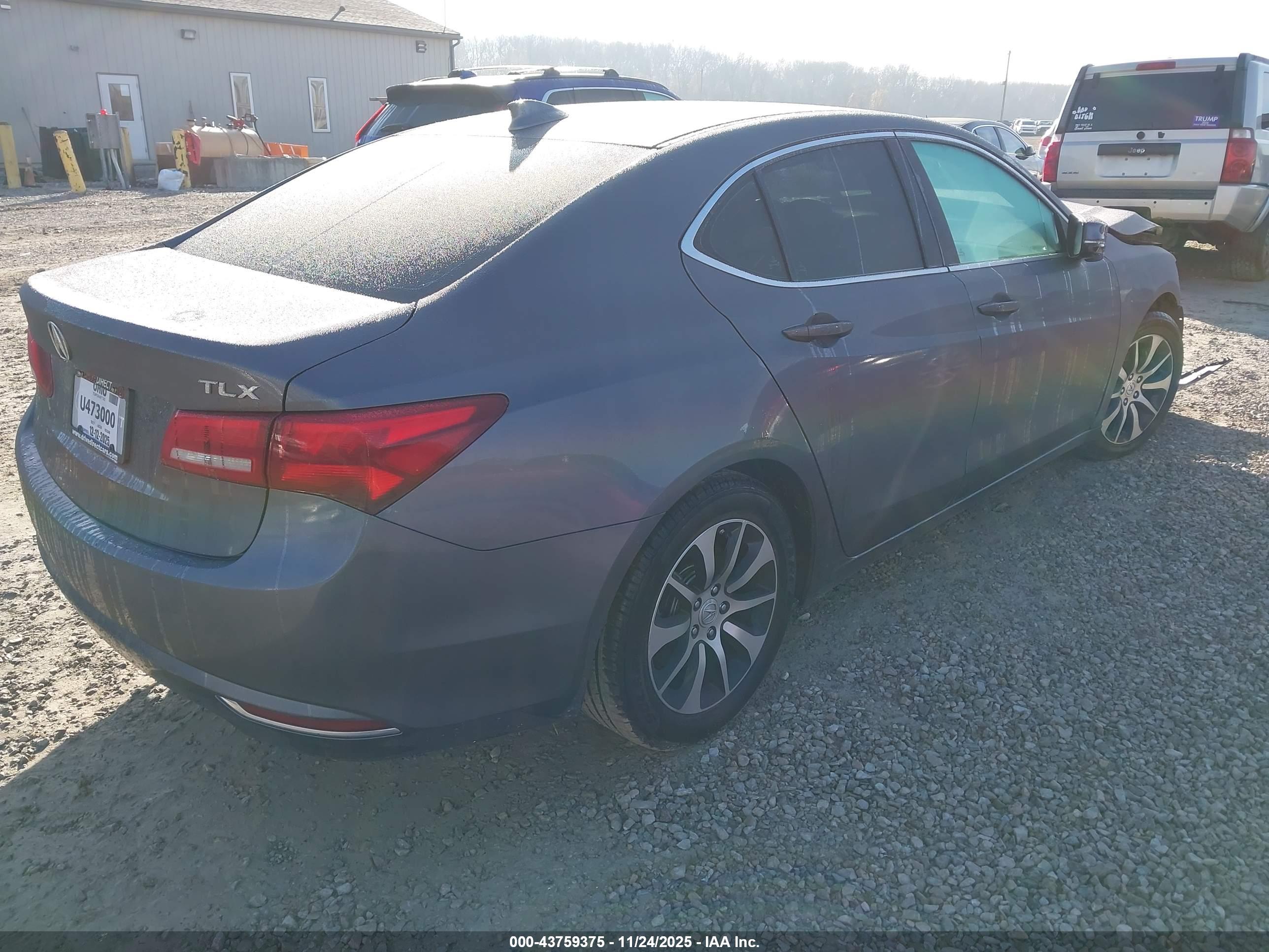 ACURA TLX image 4