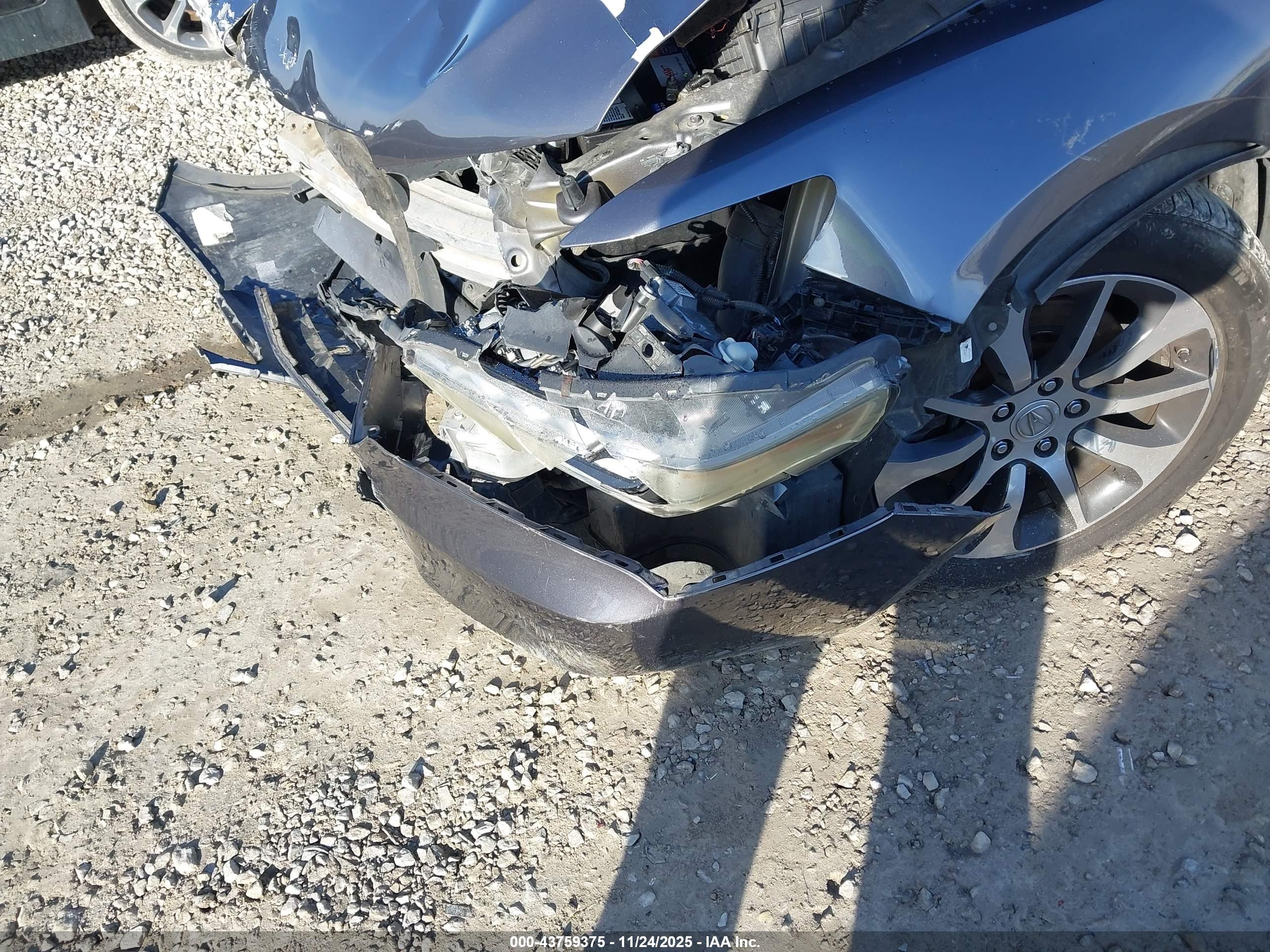 ACURA TLX image 6