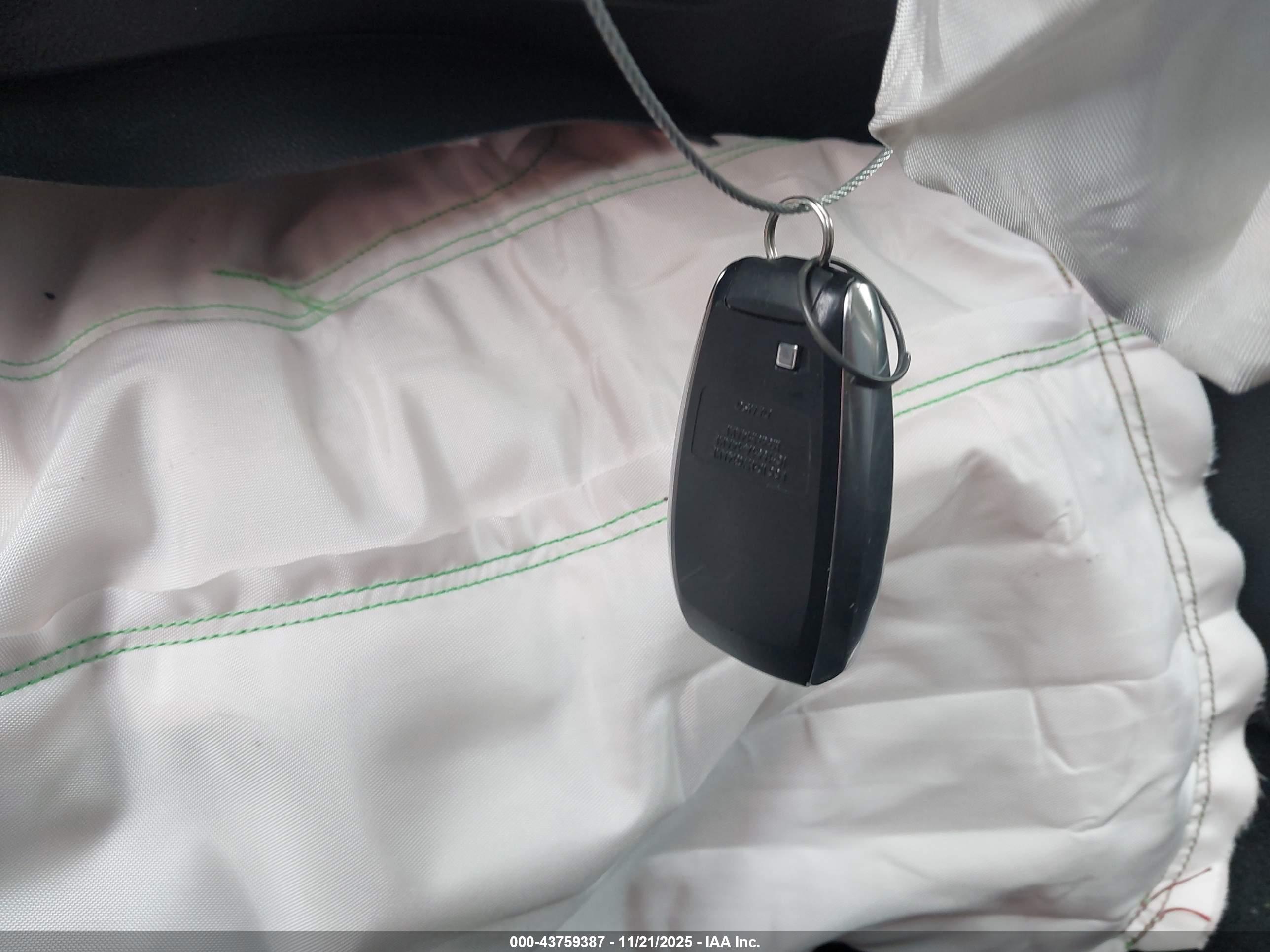 SUBARU FORESTER image 11