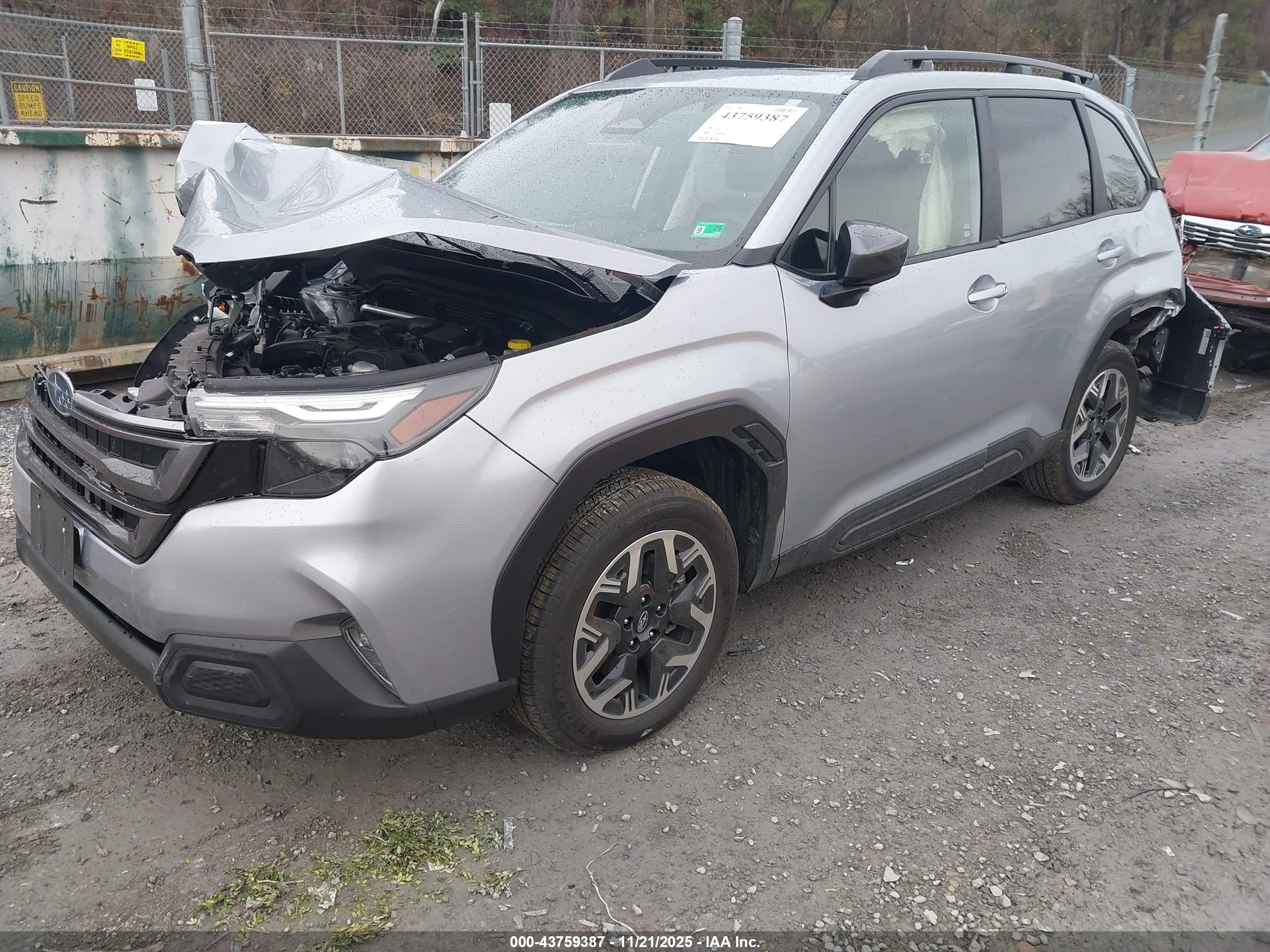 SUBARU FORESTER image 2