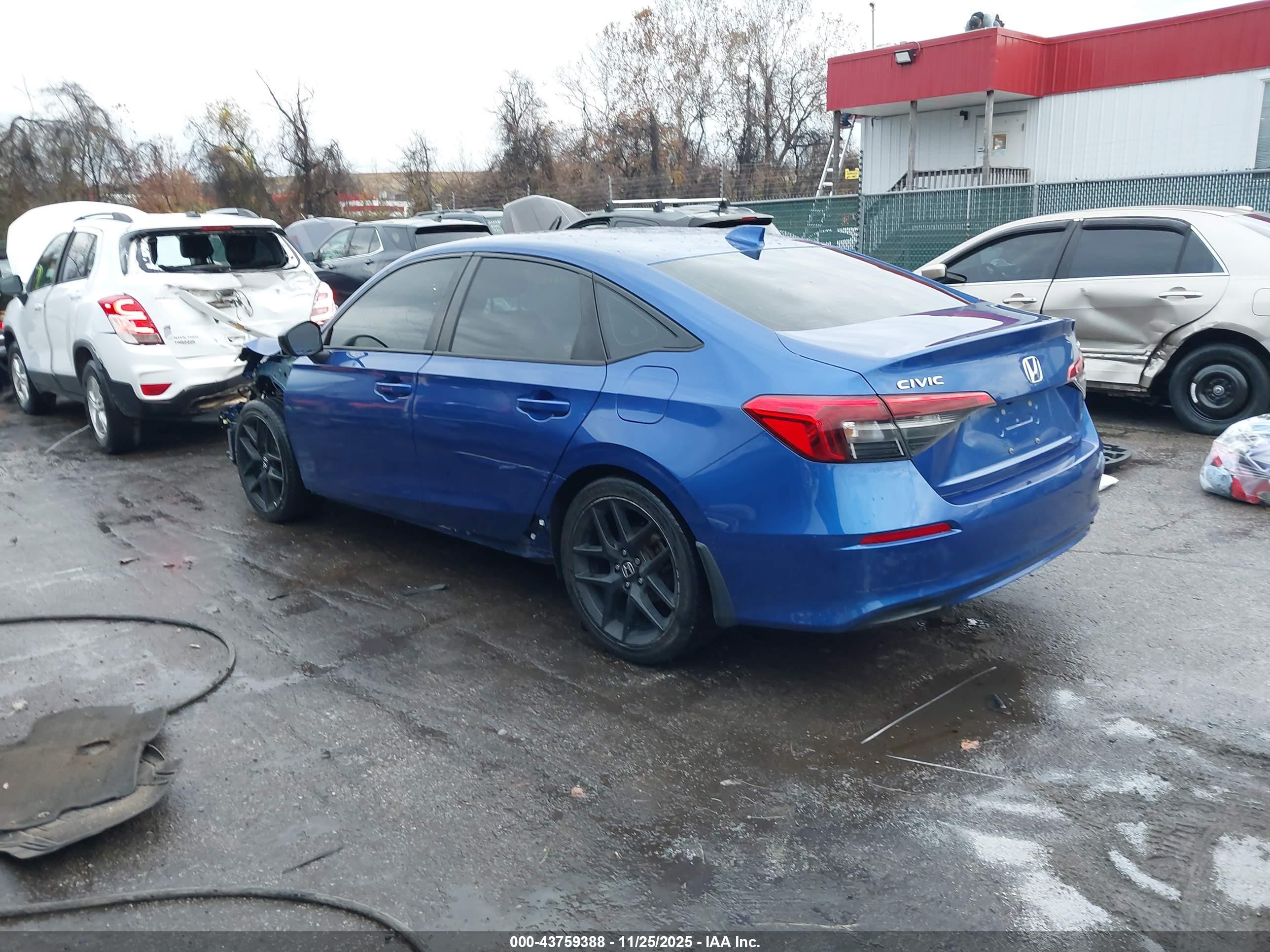 HONDA CIVIC image 3
