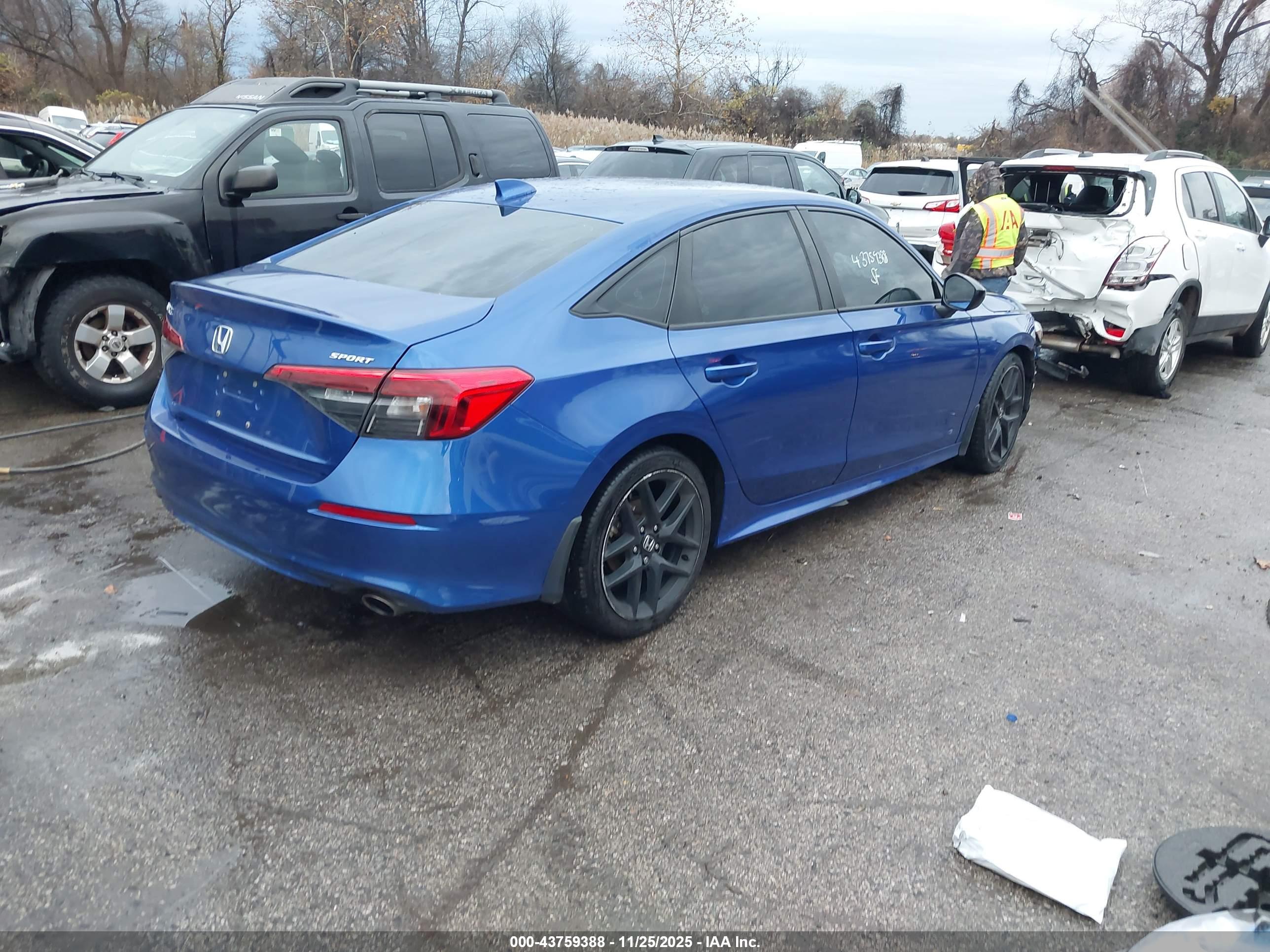 HONDA CIVIC image 4