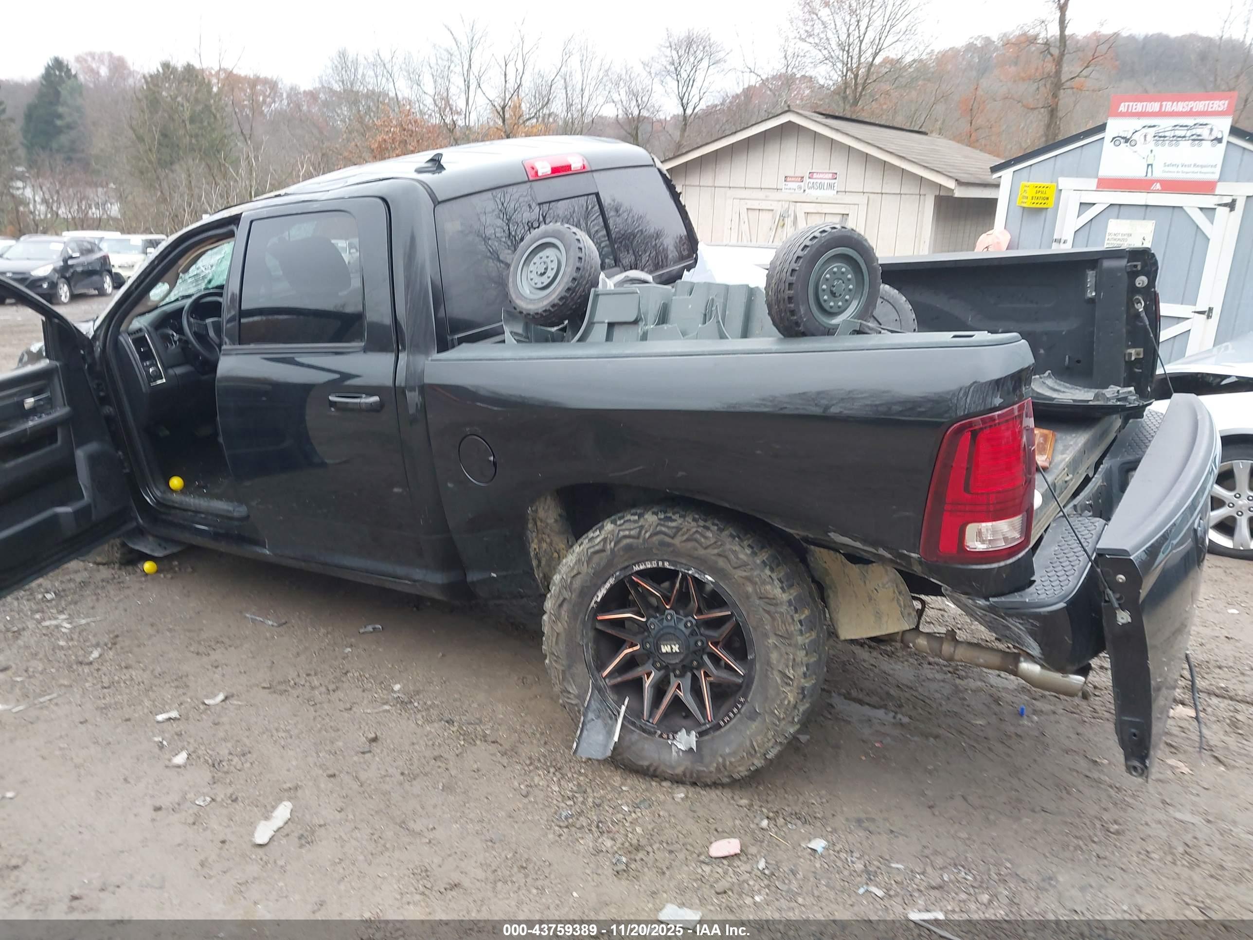 RAM 1500 image 3